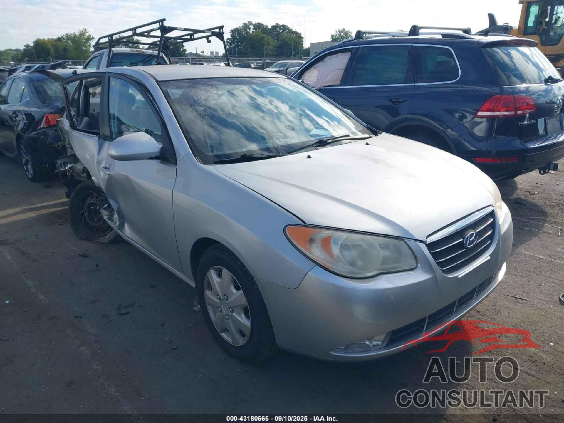 HYUNDAI ELANTRA 2010 - KMHDU4AD0AU831566