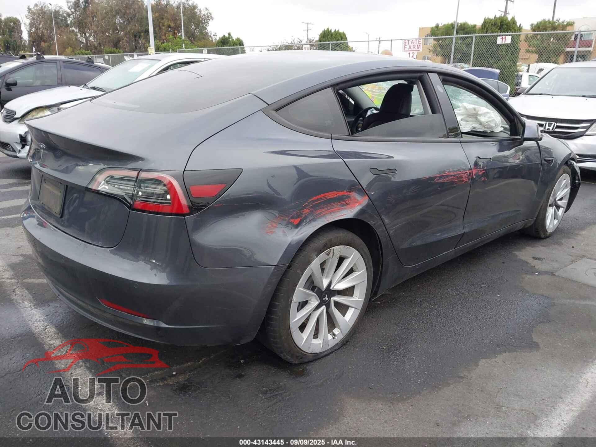 TESLA MODEL 3 2021 - 5YJ3E1EA7MF851080