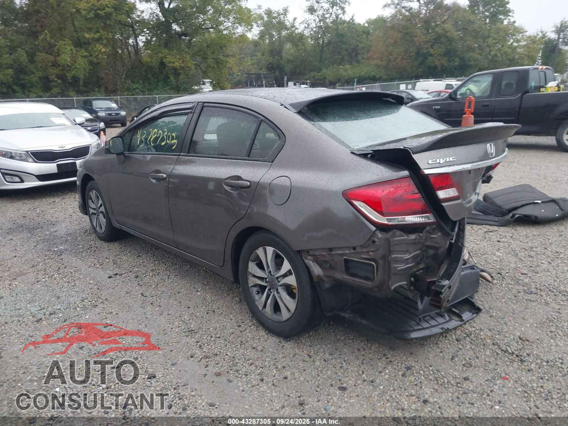 HONDA CIVIC 2013 - 2HGFB2F89DH543007