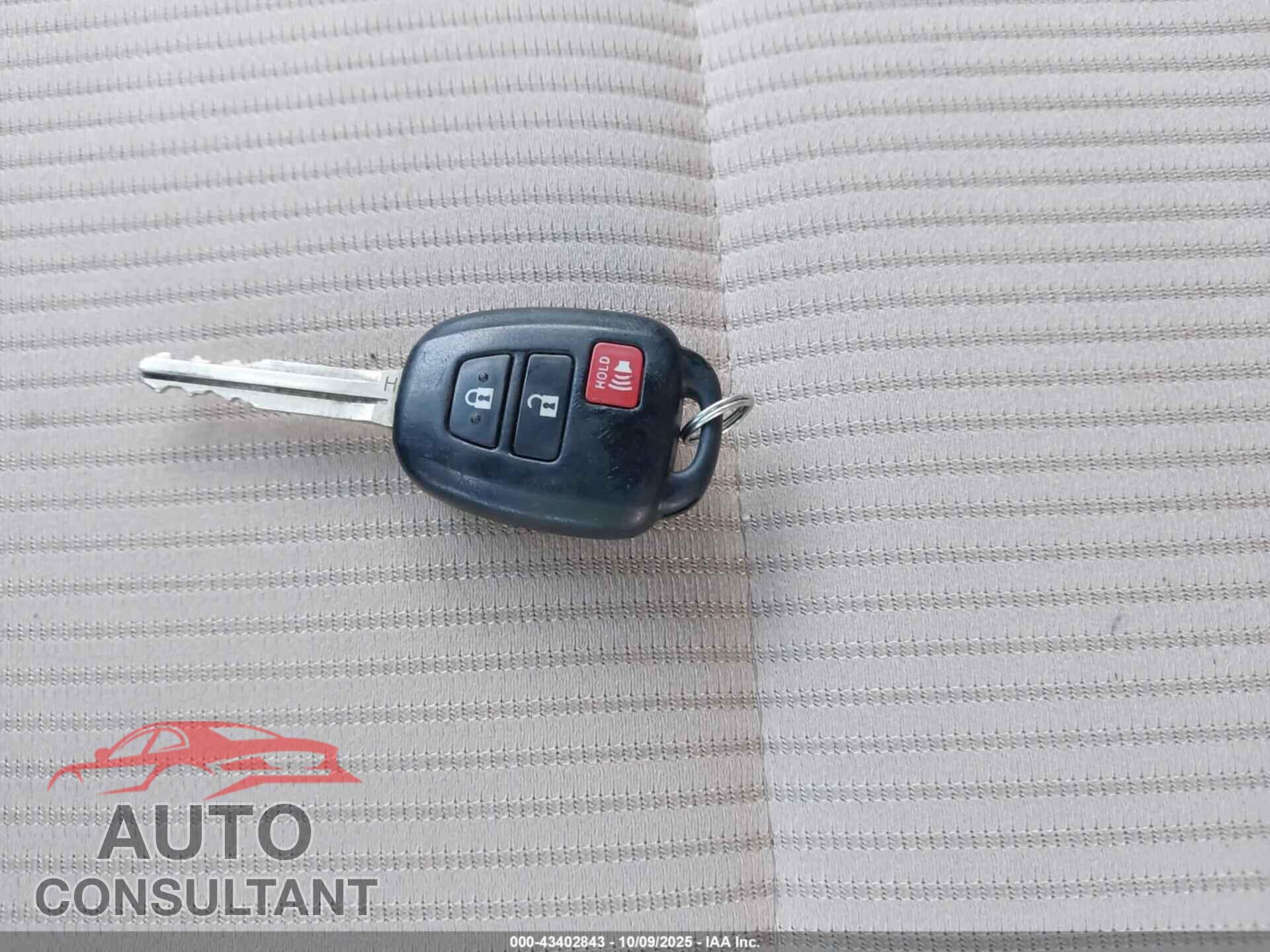 TOYOTA RAV4 2014 - 2T3RFREV8EW193399