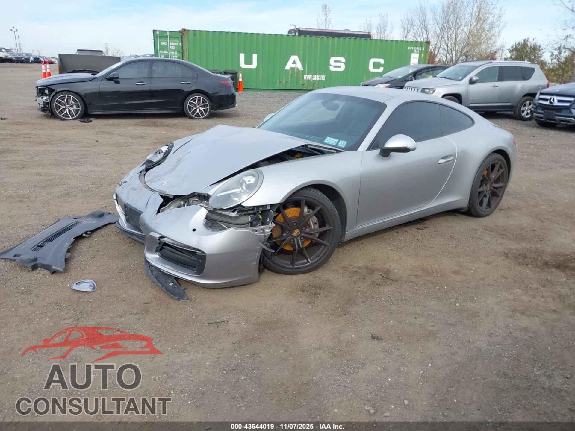 PORSCHE 911 2017 - WP0AA2A97HS106276