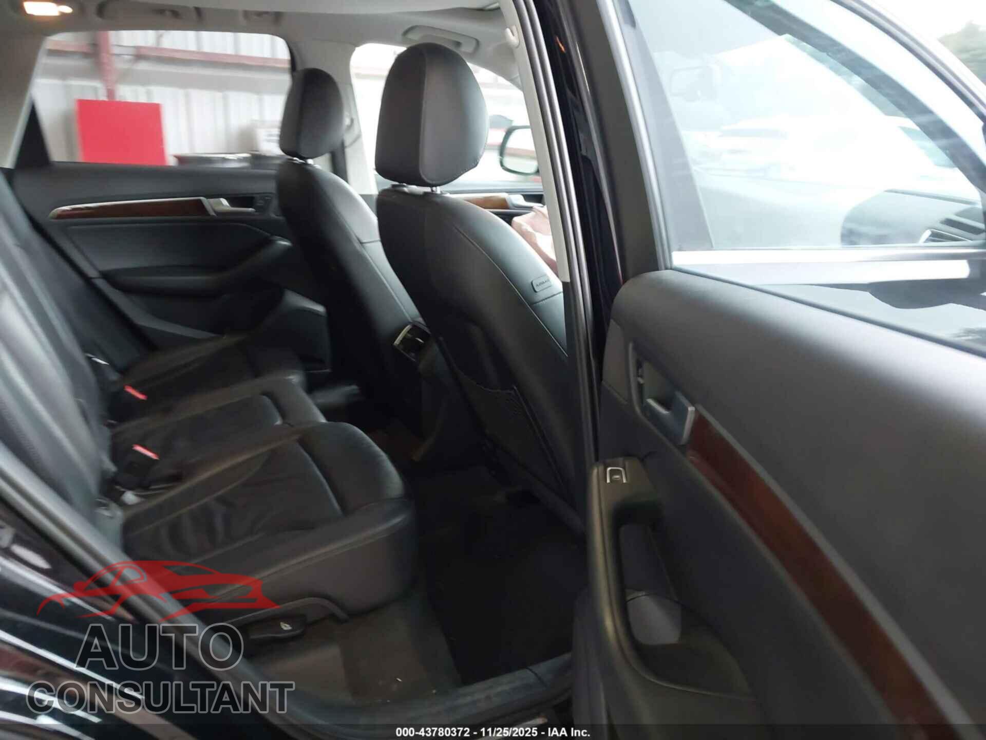 AUDI Q5 2015 - WA1LFAFP8FA047165