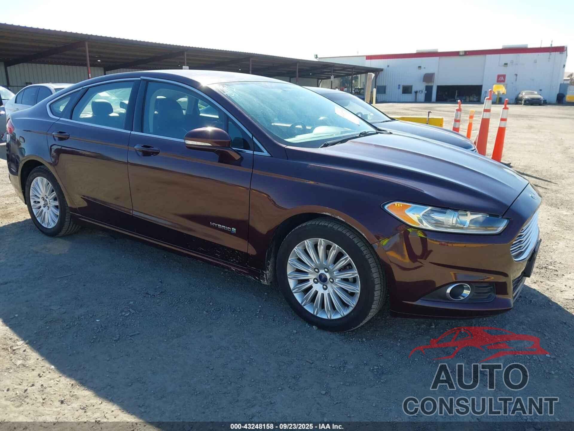 FORD FUSION HYBRID 2013 - 3FA6P0LU1DR371538