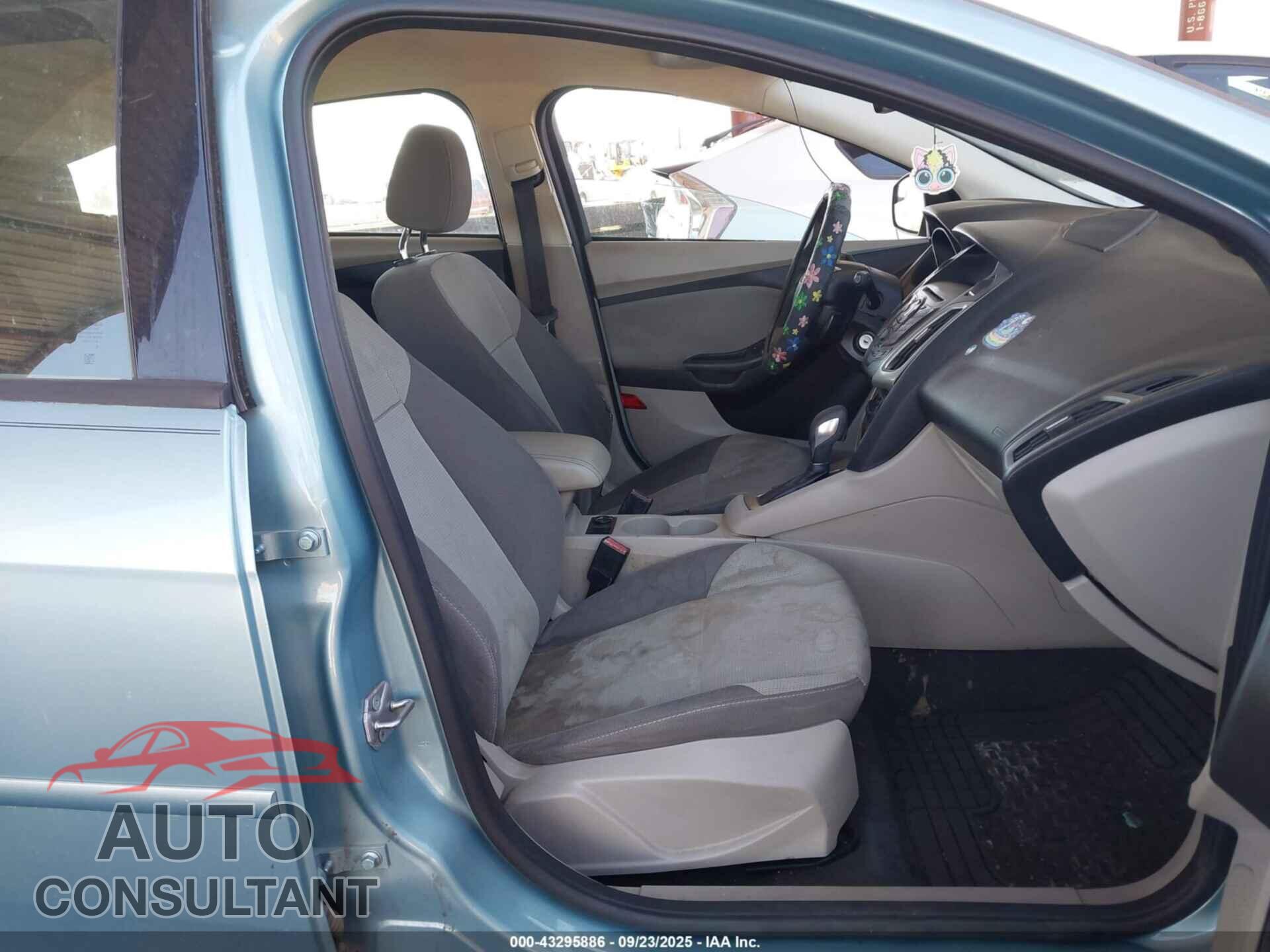 FORD FOCUS 2012 - 1FAHP3K20CL189675