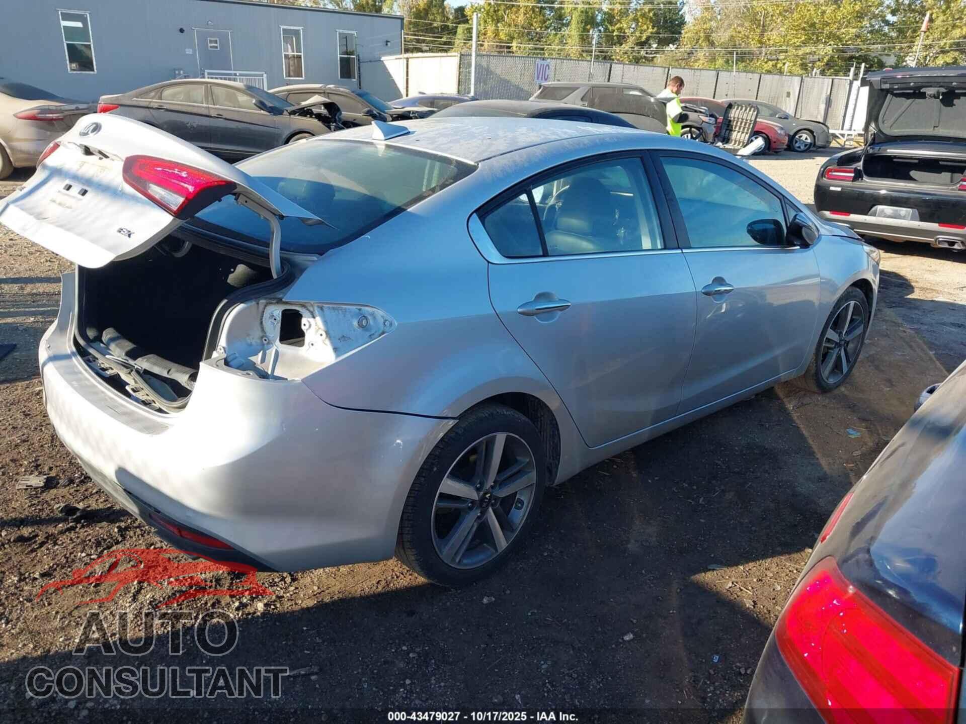 KIA FORTE 2017 - 3KPFL4A88HE005432