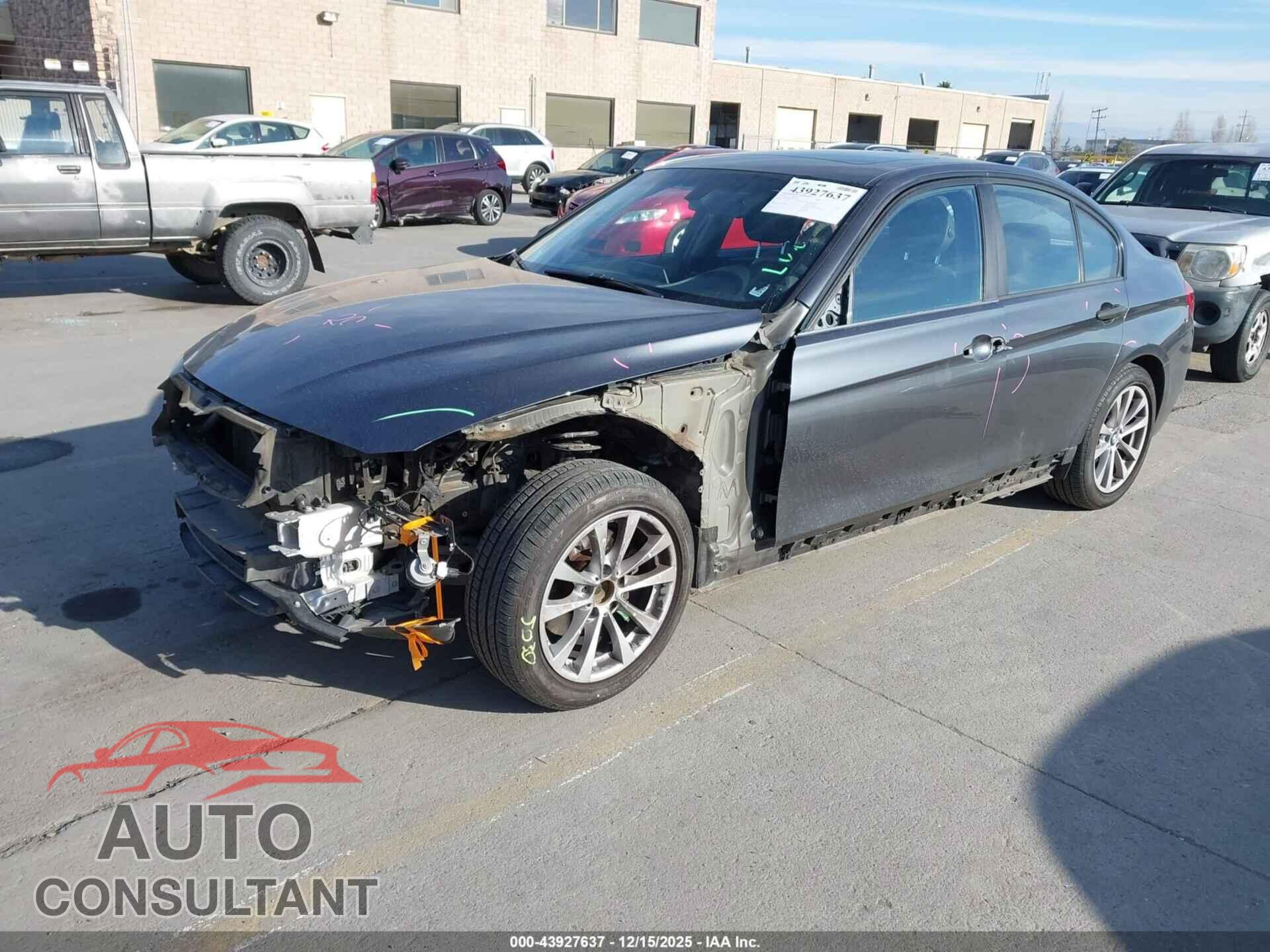 BMW 320I 2016 - WBA8A9C55GK616557
