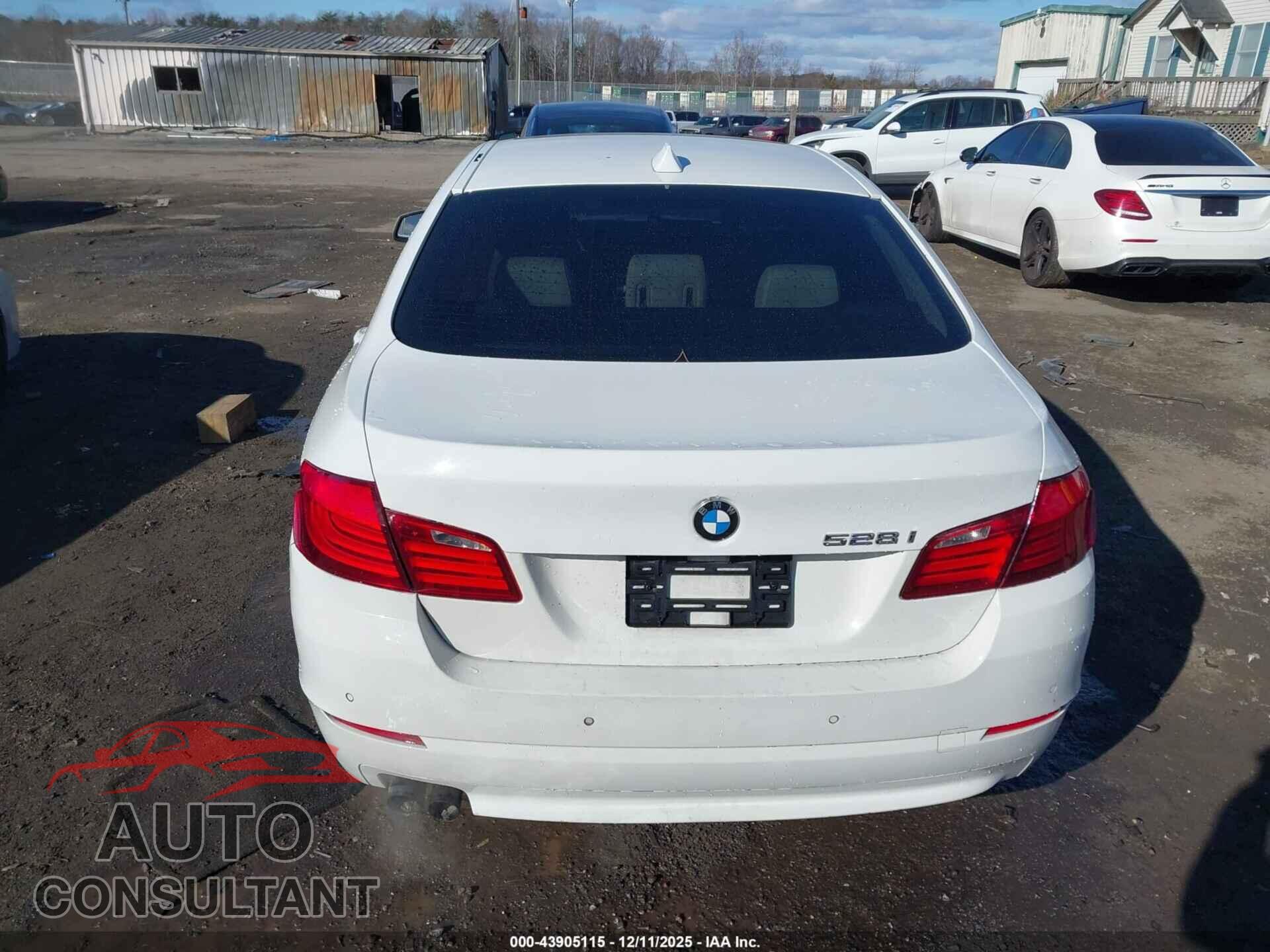 BMW 528I 2012 - WBAXH5C57CDW06871