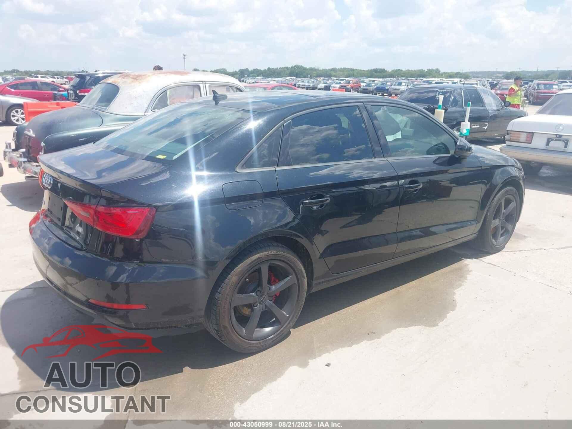 AUDI A3 2016 - WAUA7GFFXG1011027
