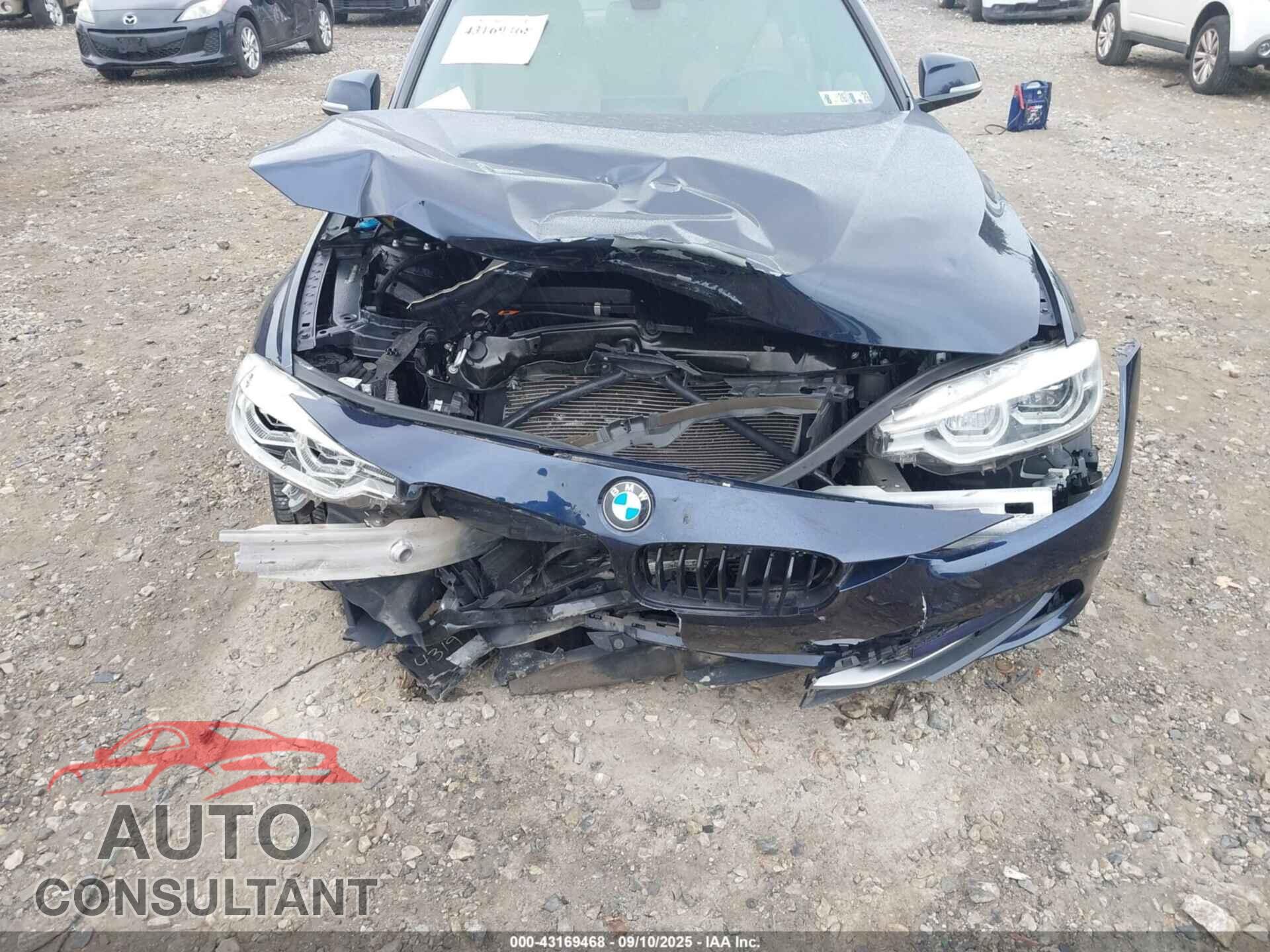BMW 328I 2016 - WBA8E3G52GNU05293