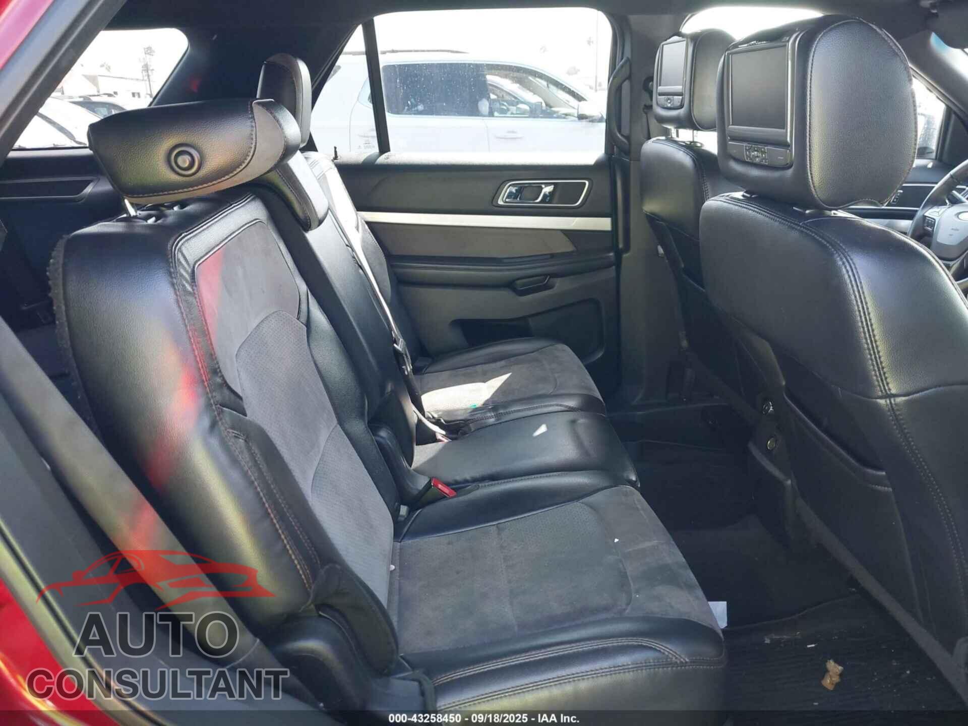 FORD EXPLORER 2017 - 1FM5K7D84HGA27497