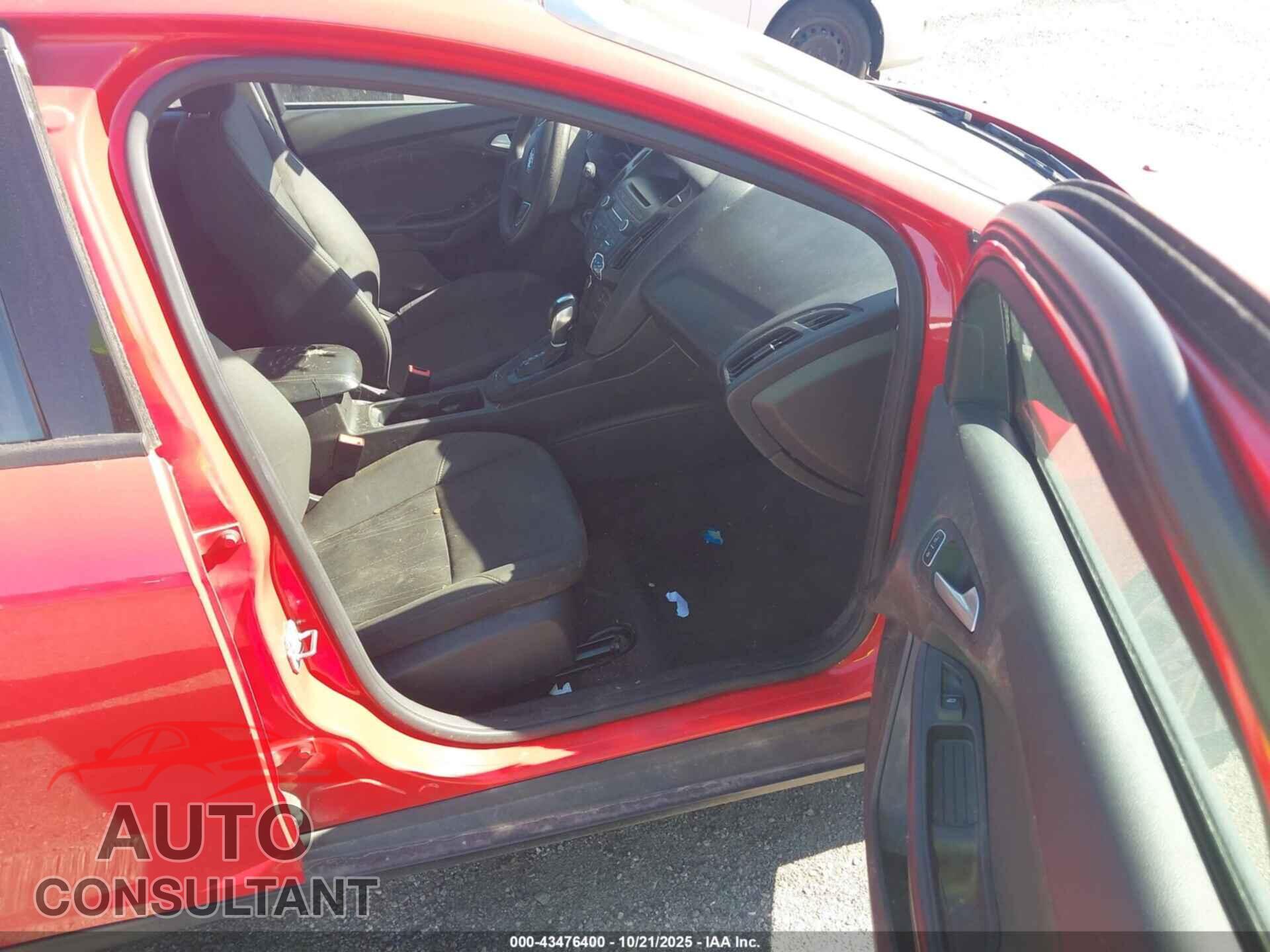FORD FOCUS 2016 - 1FADP3K28GL263848