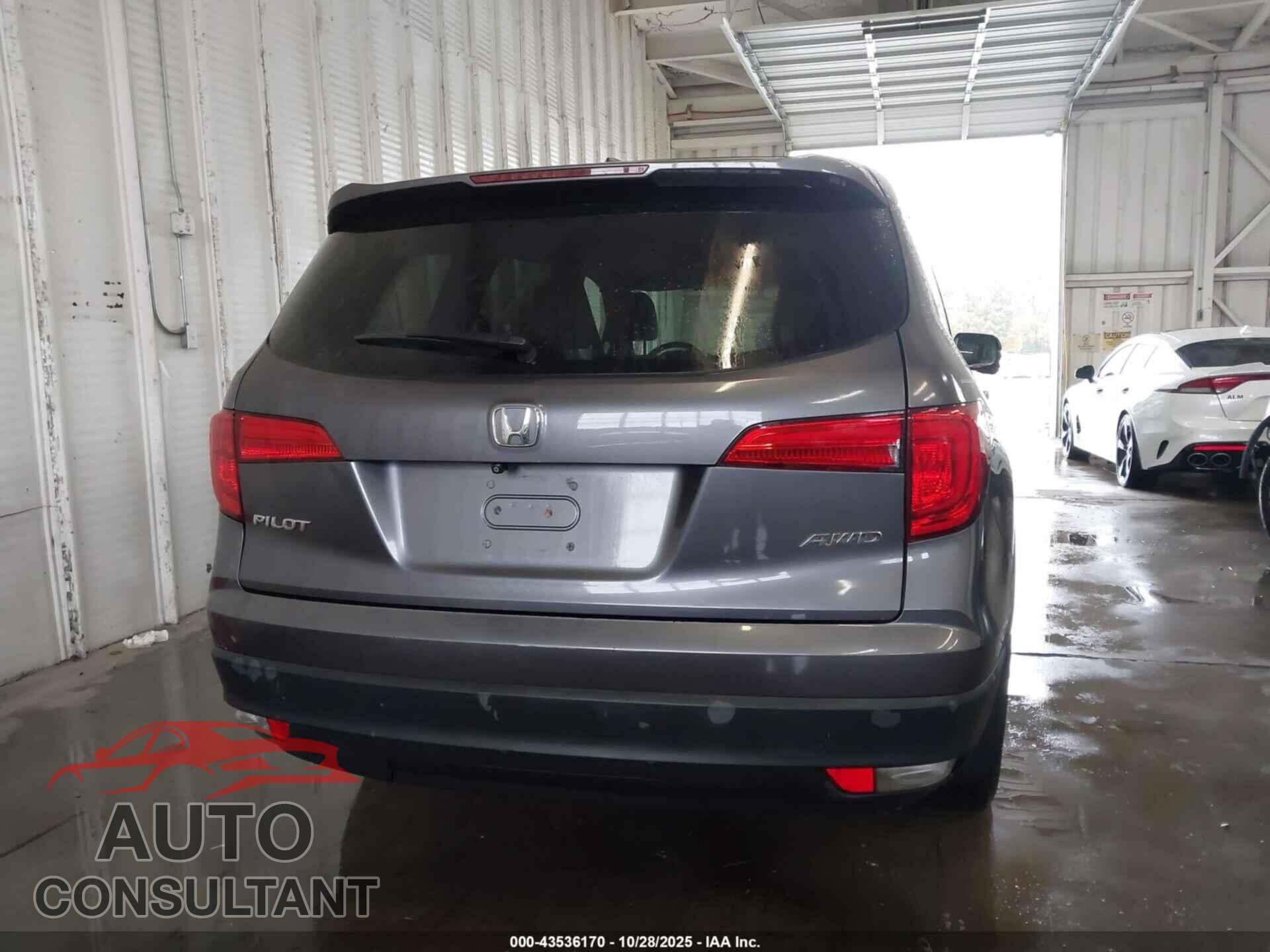 HONDA PILOT 2017 - 5FNYF6H85HB053336