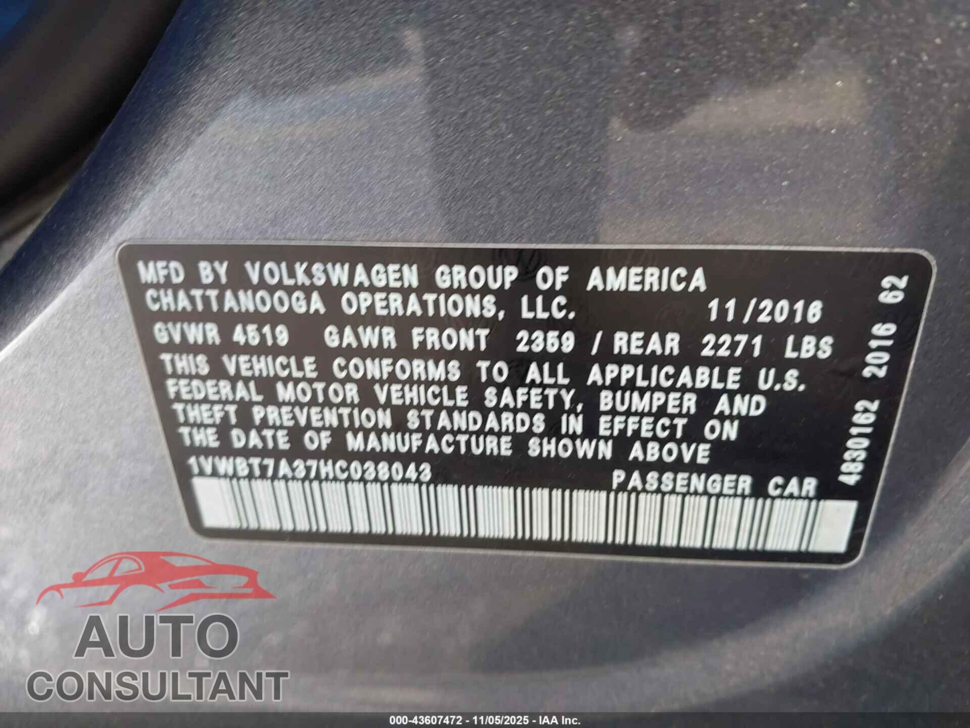 VOLKSWAGEN PASSAT 2017 - 1VWBT7A37HC038043