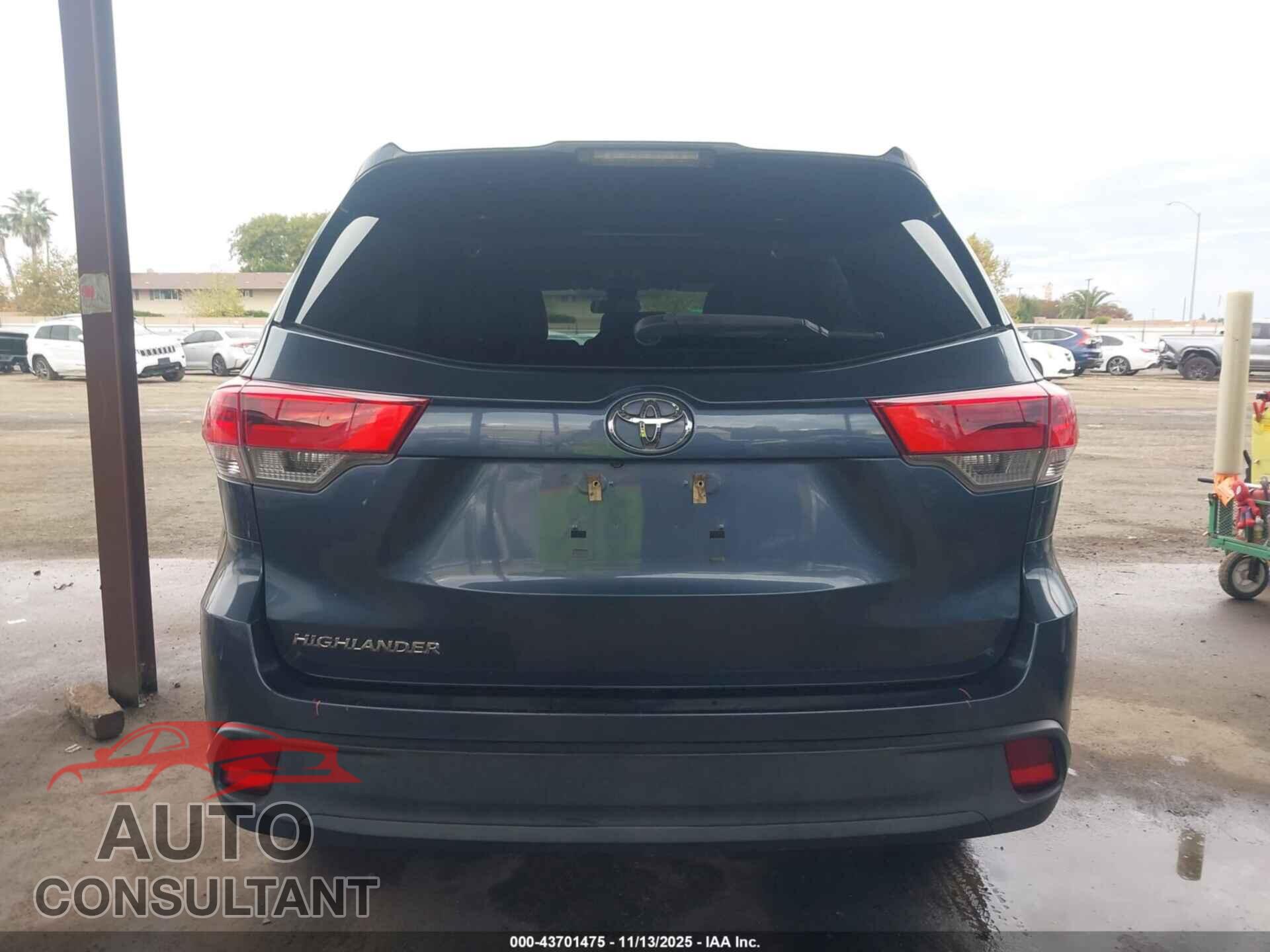 TOYOTA HIGHLANDER 2017 - 5TDZZRFH0HS224733