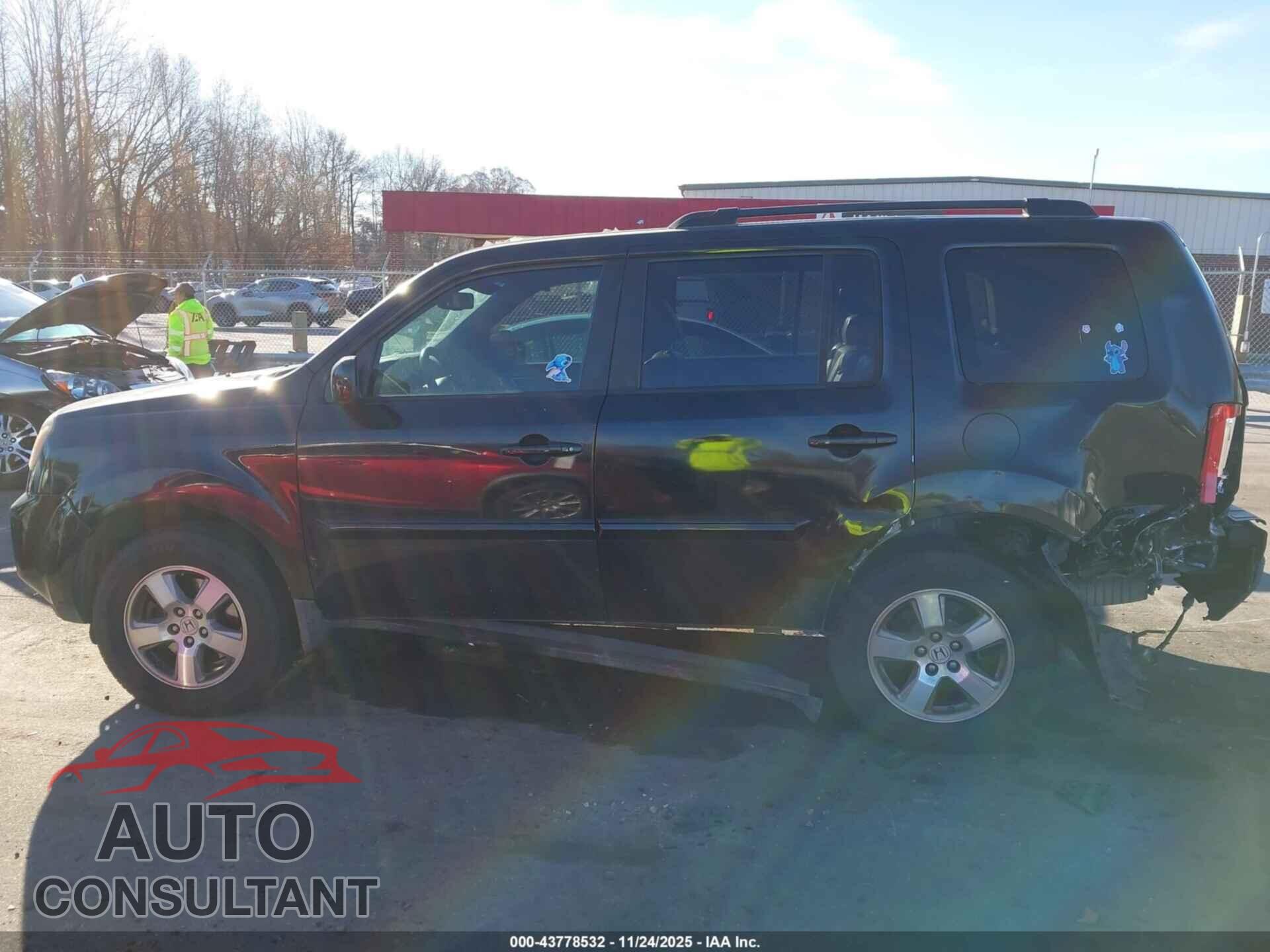 HONDA PILOT 2011 - 5FNYF3H68BB034784
