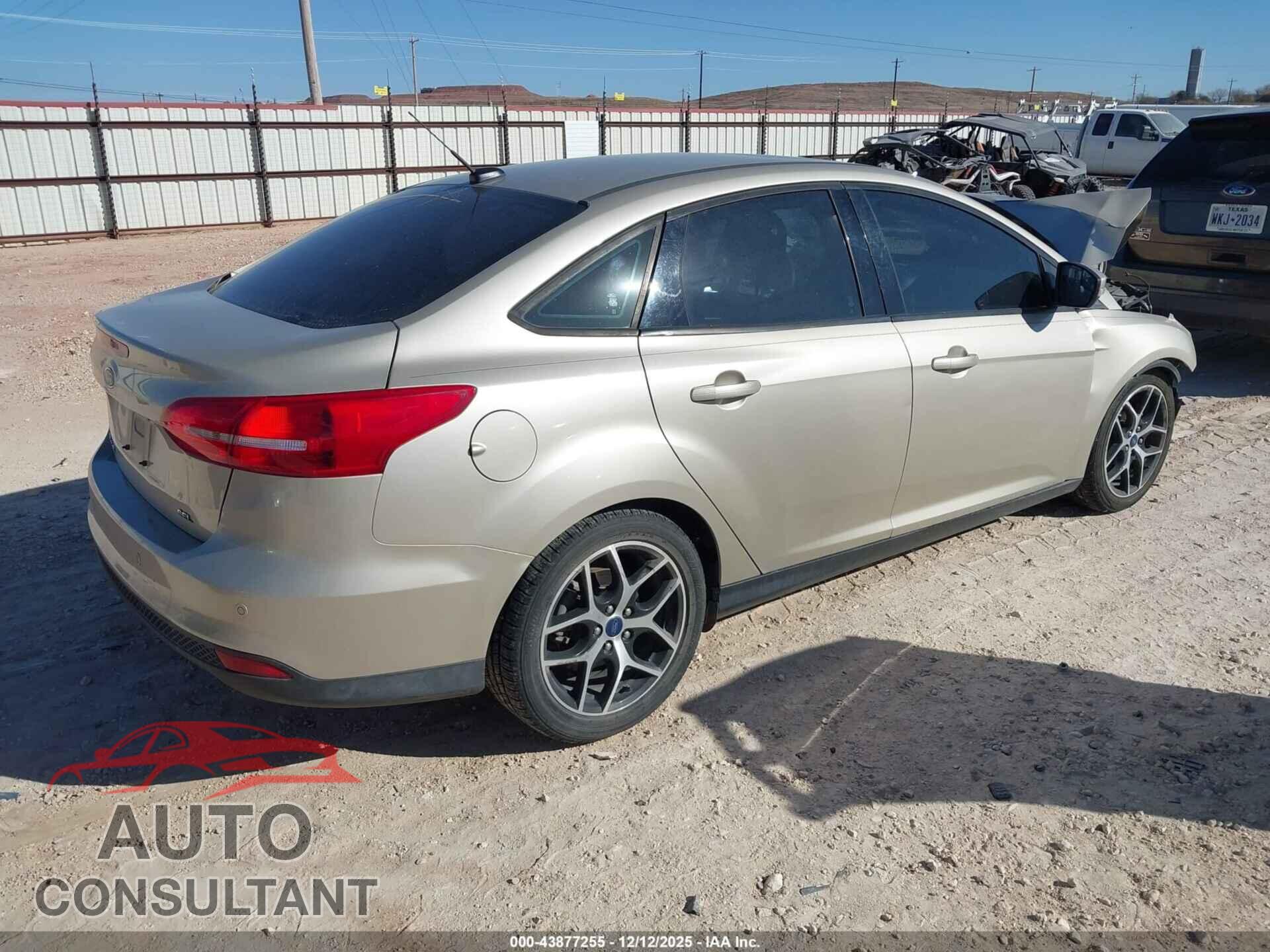 FORD FOCUS 2017 - 1FADP3H27HL328746