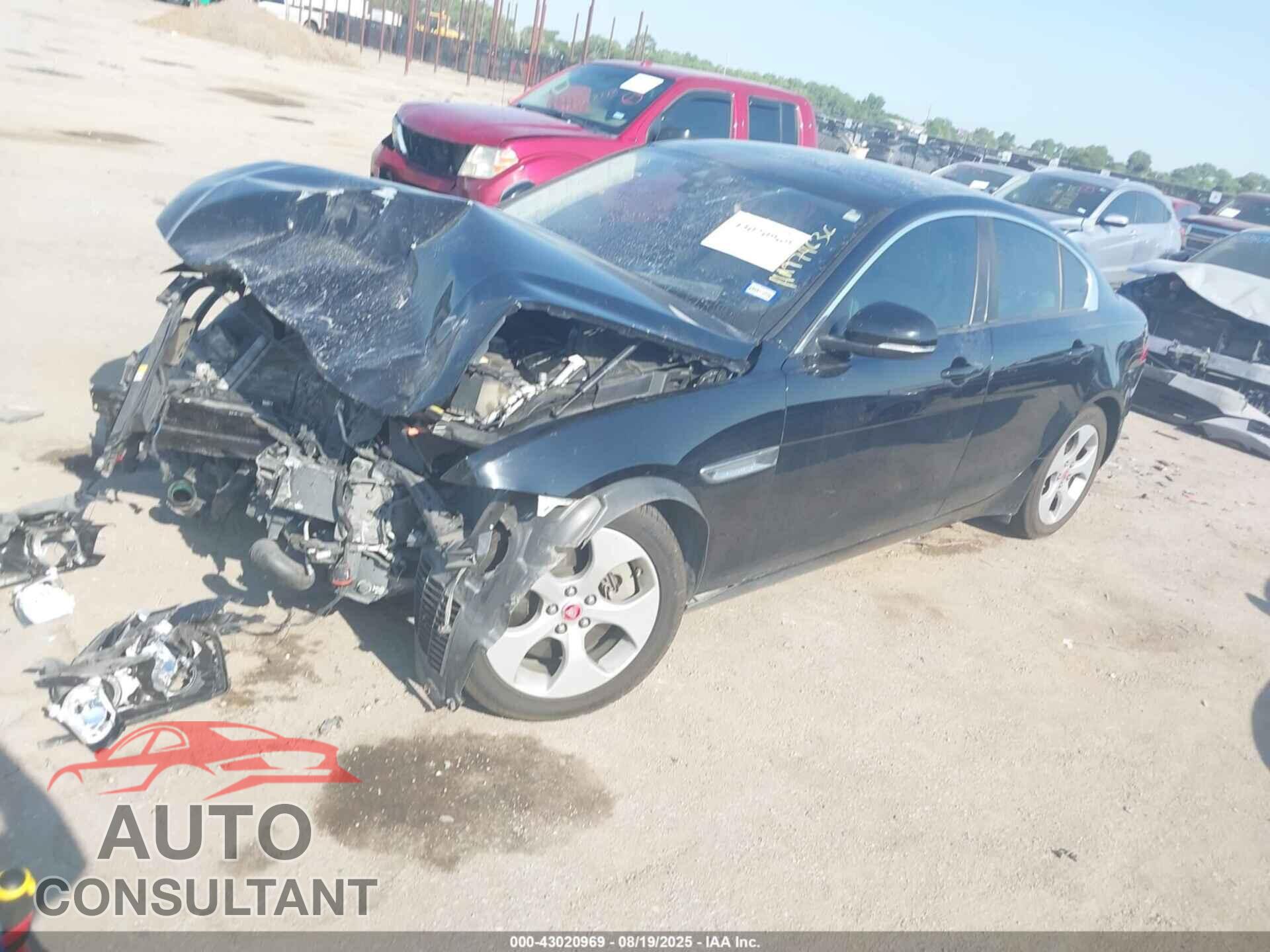 JAGUAR XE 2017 - SAJAR4BGXHA974636