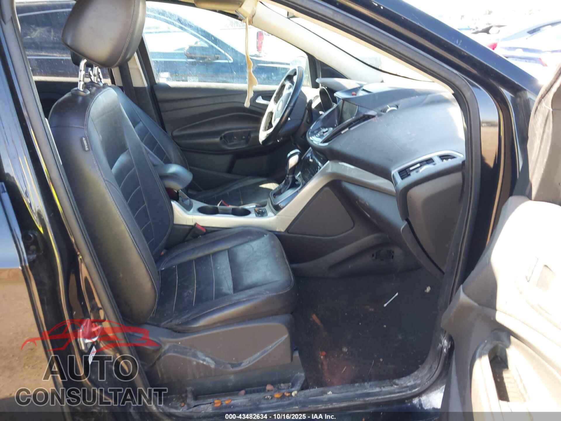 FORD ESCAPE 2013 - 1FMCU0HX5DUA11265