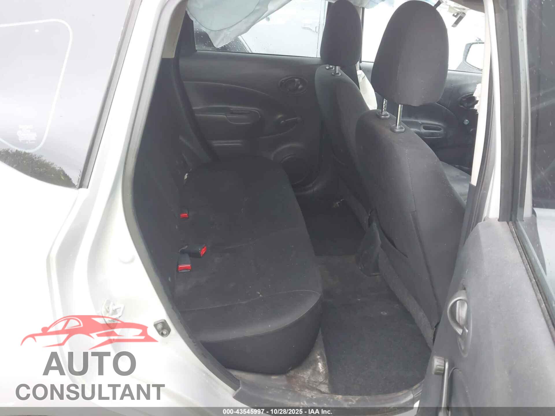 NISSAN VERSA NOTE 2015 - 3N1CE2CP4FL384799