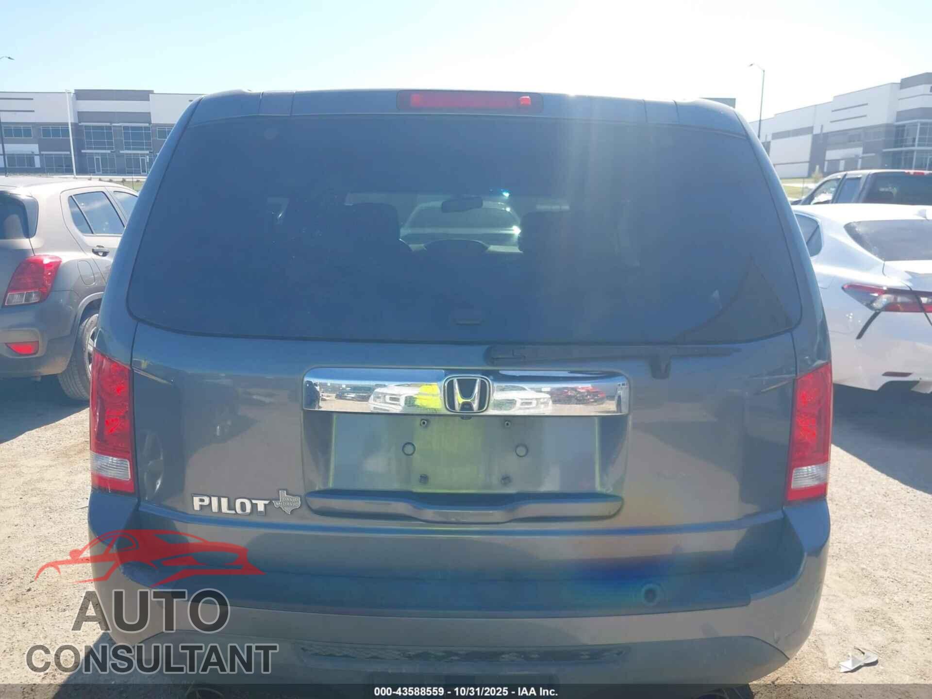 HONDA PILOT 2012 - 5FNYF3H65CB024487
