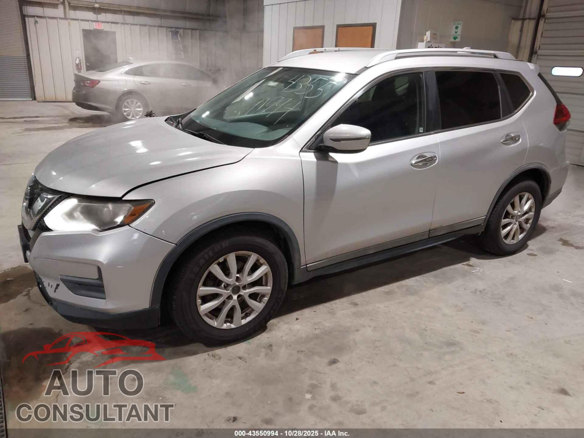 NISSAN ROGUE 2018 - KNMAT2MT2JP593090