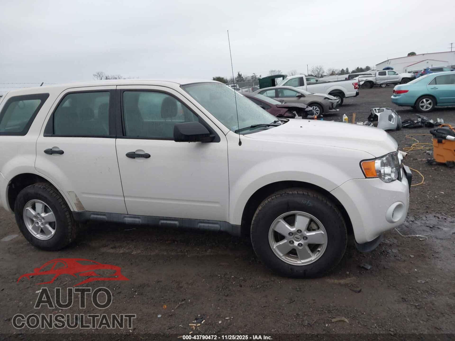 FORD ESCAPE 2012 - 1FMCU9C71CKA45029