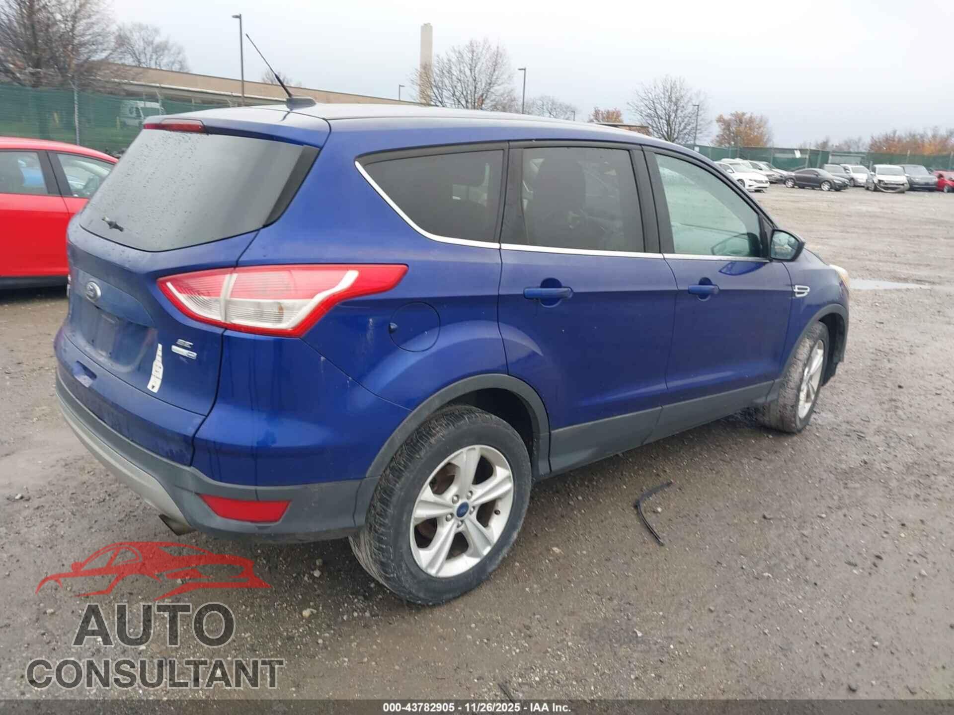 FORD ESCAPE 2015 - 1FMCU9GX2FUC39510