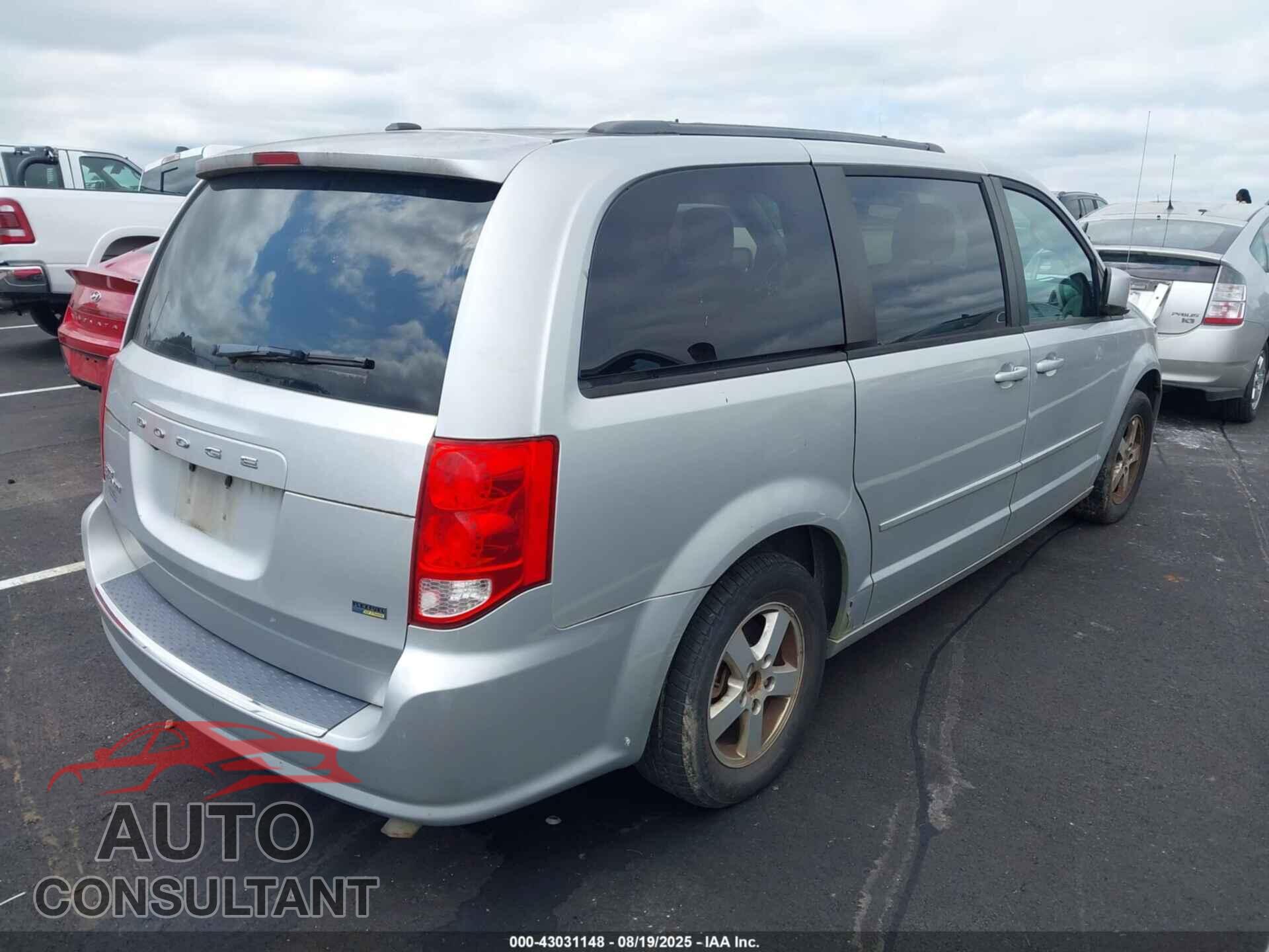 DODGE GRAND CARAVAN 2011 - 2D4RN3DG6BR755750
