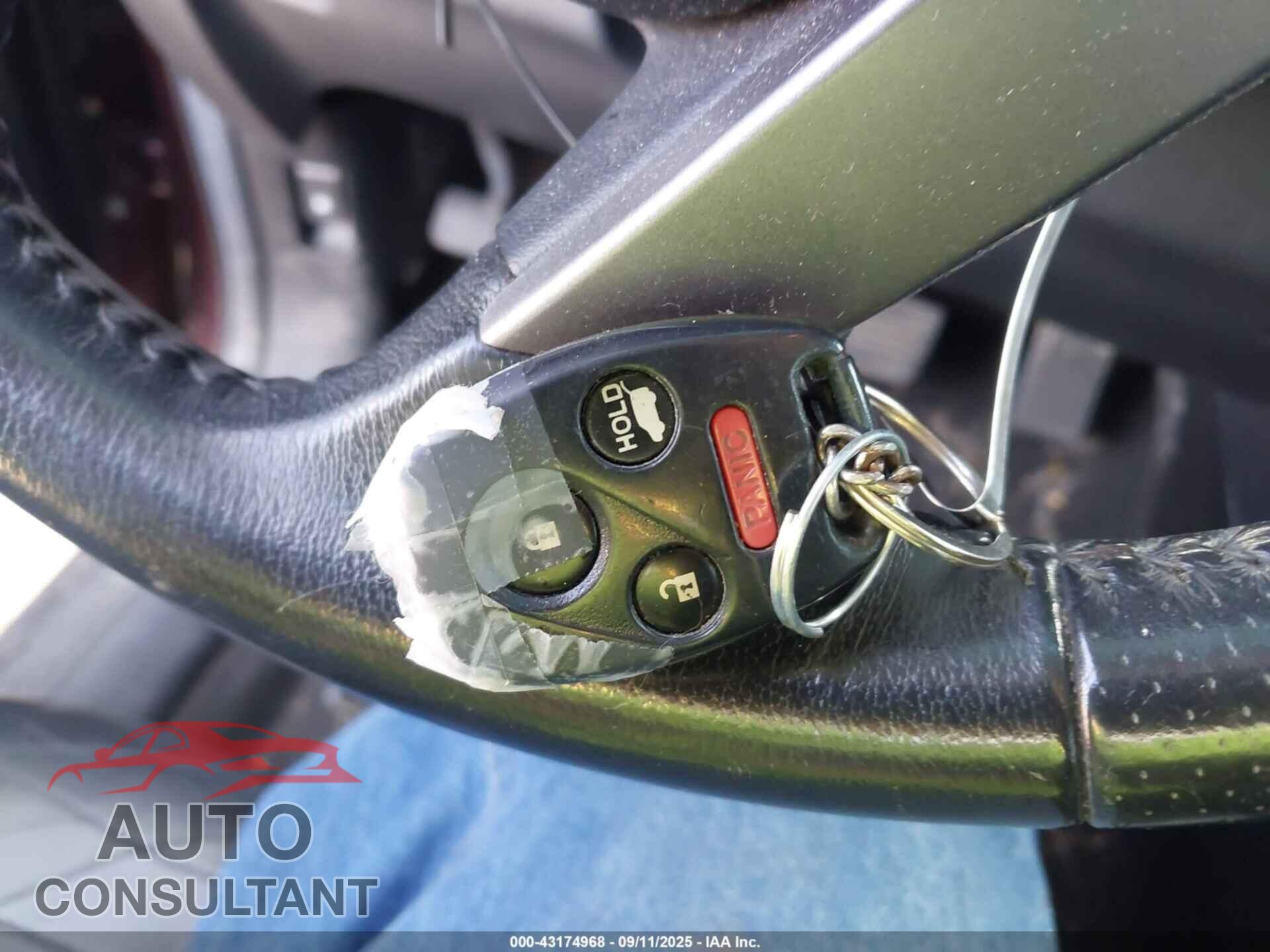 HONDA PILOT 2012 - 5FNYF3H77CB008865