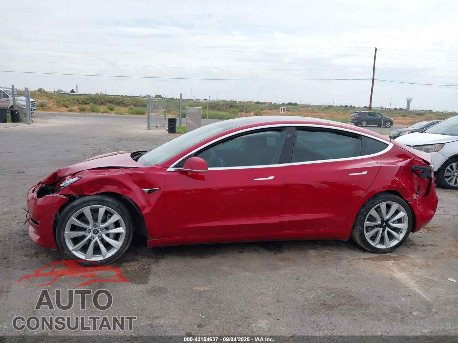 TESLA MODEL 3 2018 - 5YJ3E1EB0JF146125