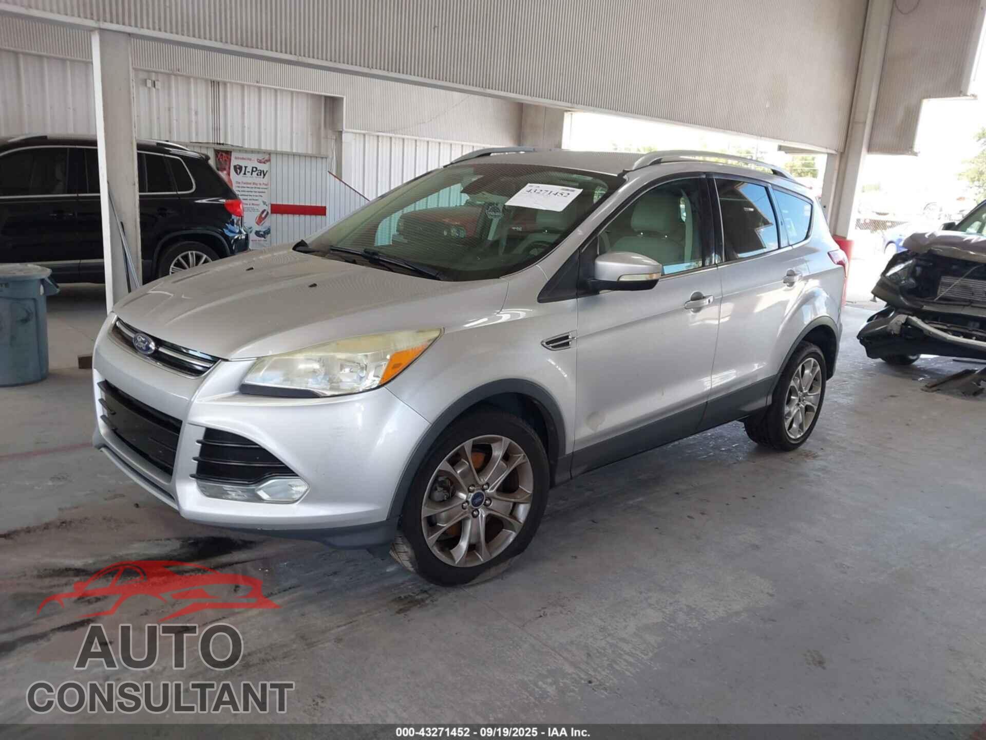 FORD ESCAPE 2014 - 1FMCU0J96EUA85680