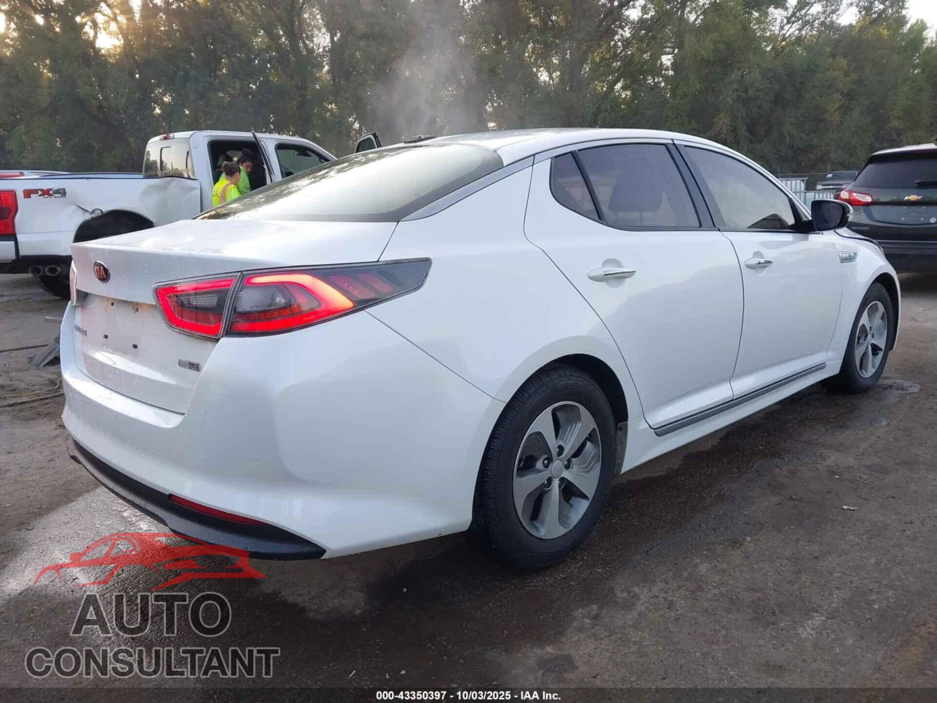 KIA OPTIMA HYBRID 2015 - KNAGM4AD8F5086355