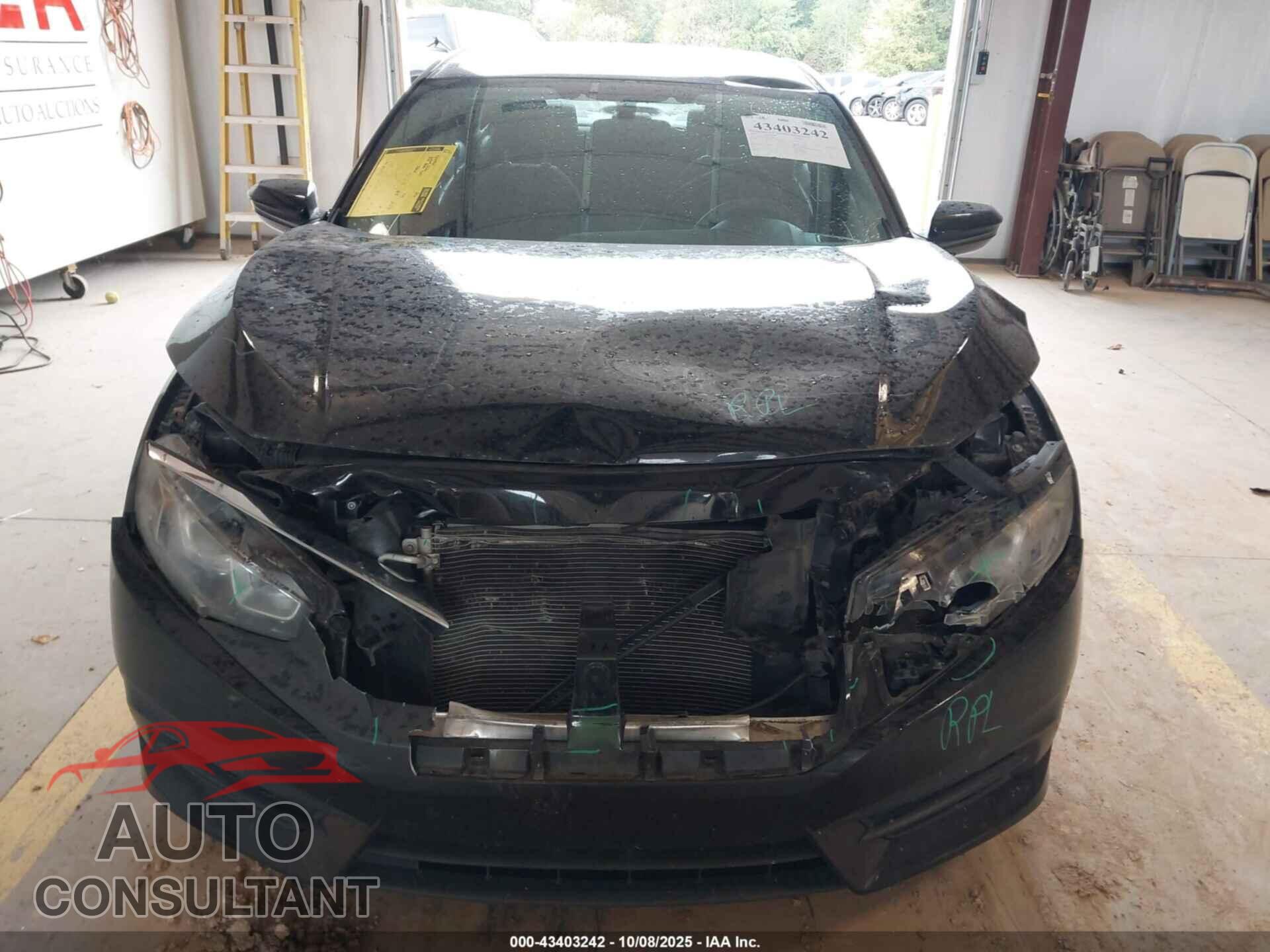 HONDA CIVIC 2018 - 19XFC2F54JE024410
