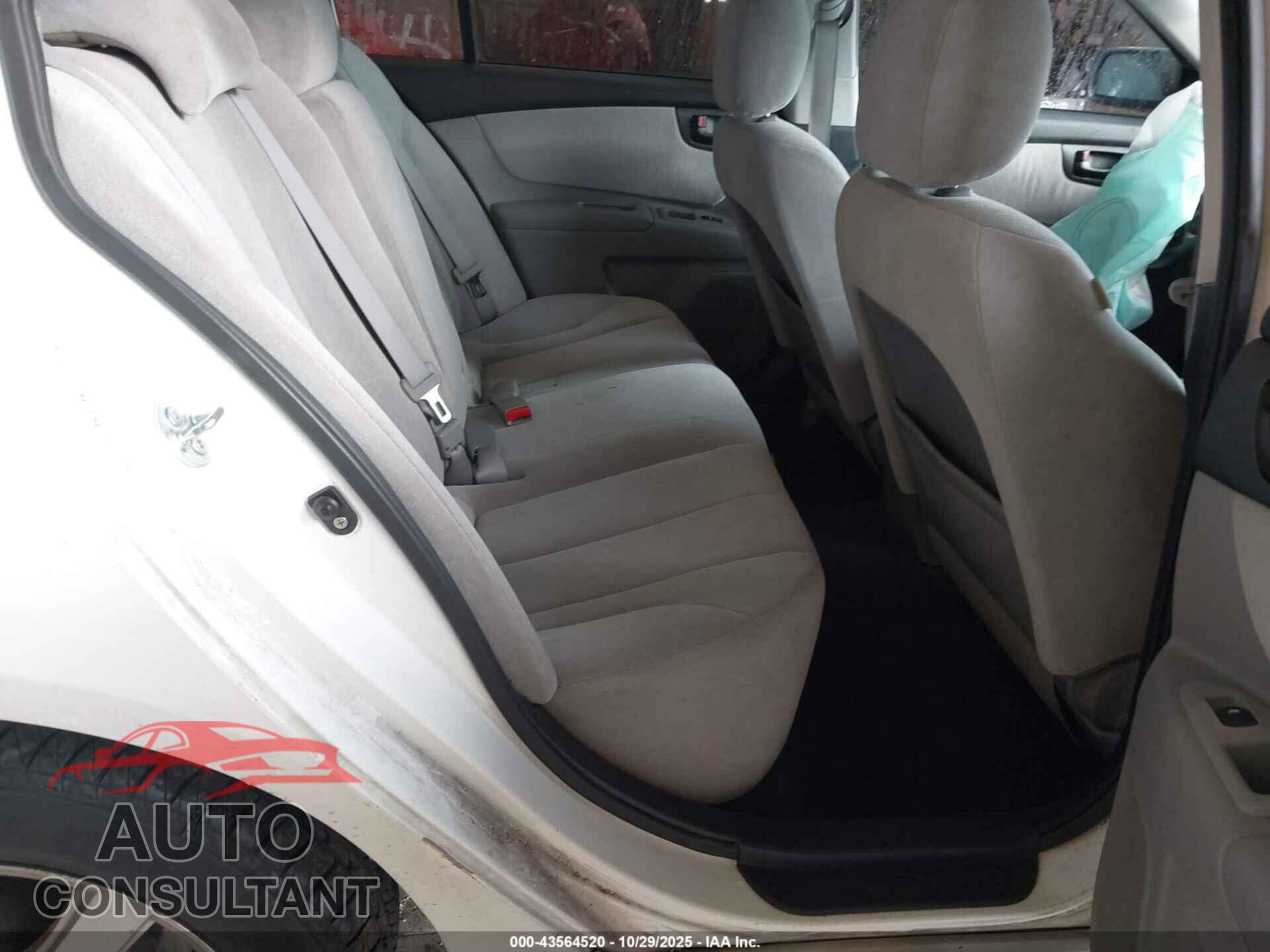 KIA OPTIMA 2010 - KNAGG4A80A5398446