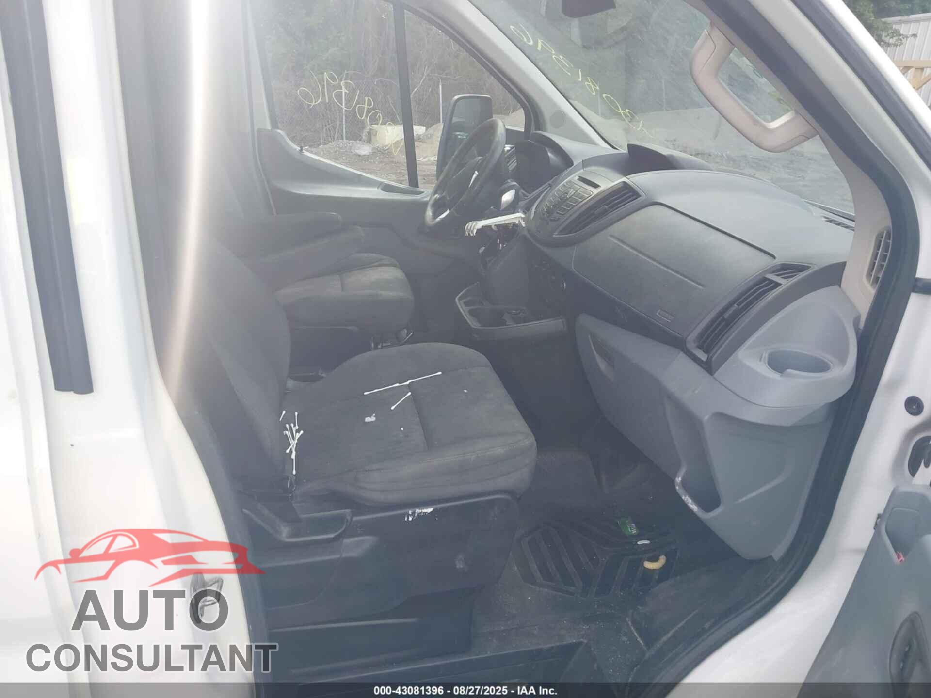 FORD TRANSIT-150 2015 - 1FTNE1YM0FKA87447
