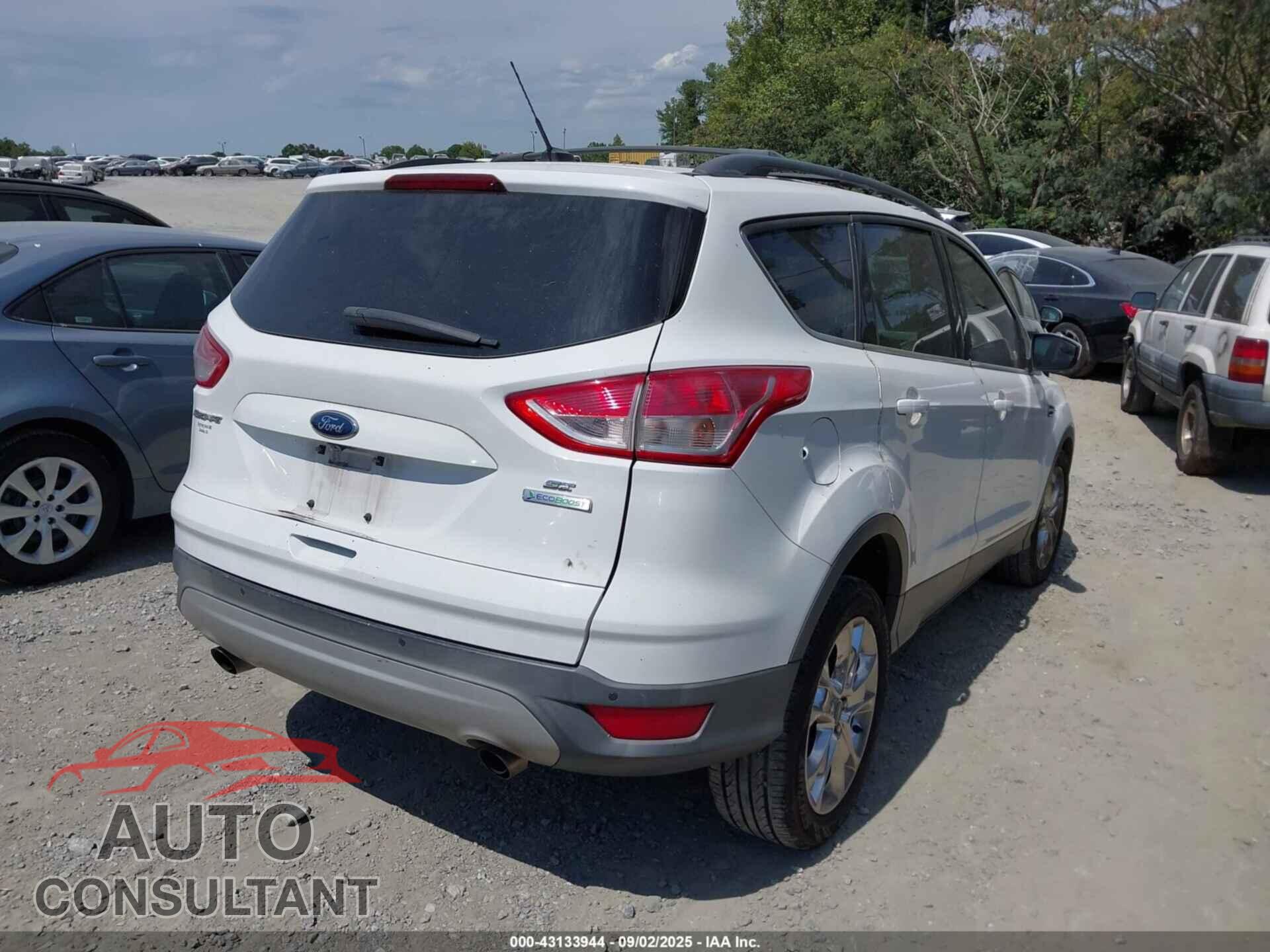 FORD ESCAPE 2015 - 1FMCU0G97FUC44926
