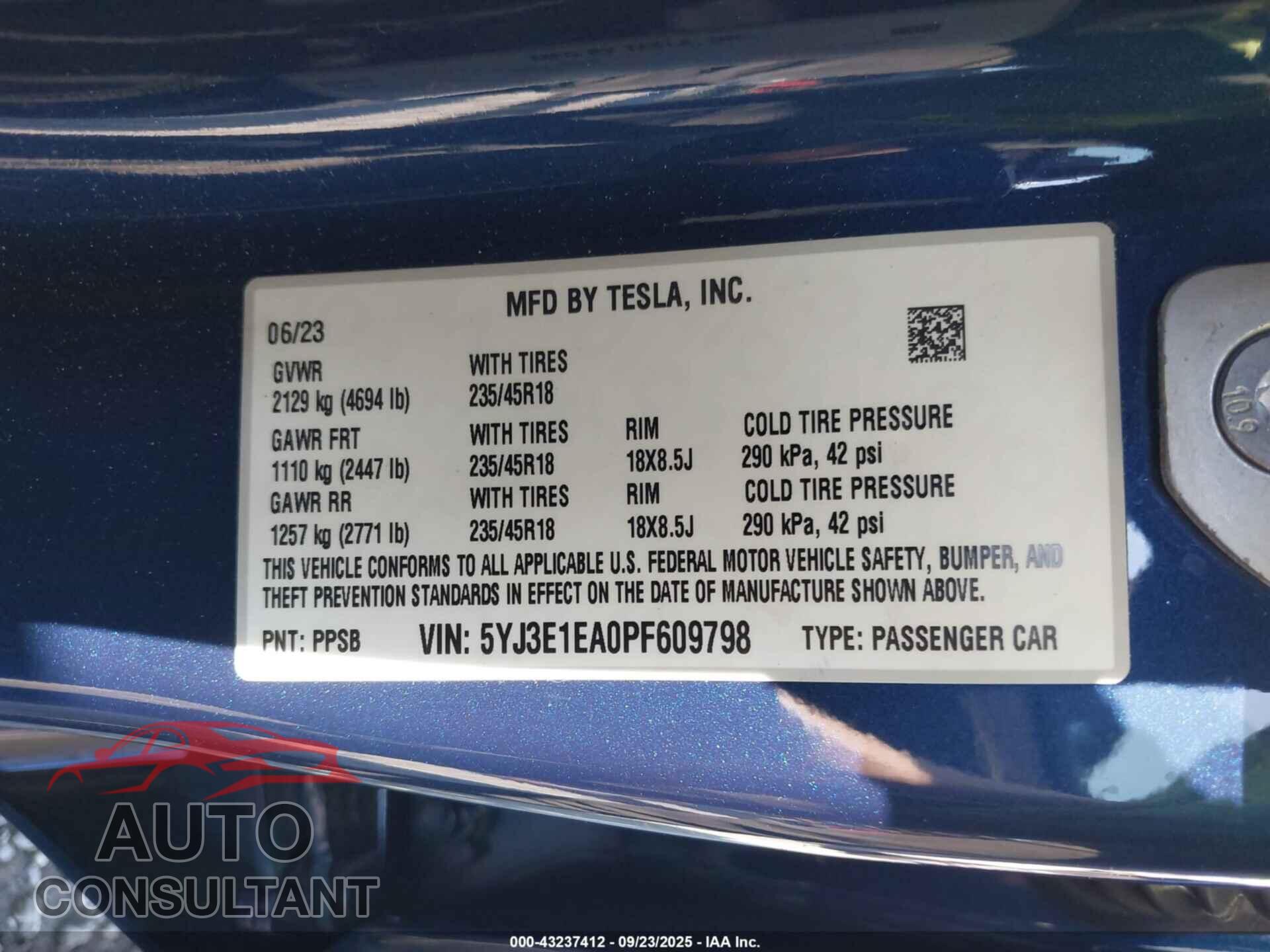TESLA MODEL 3 2023 - 5YJ3E1EA0PF609798