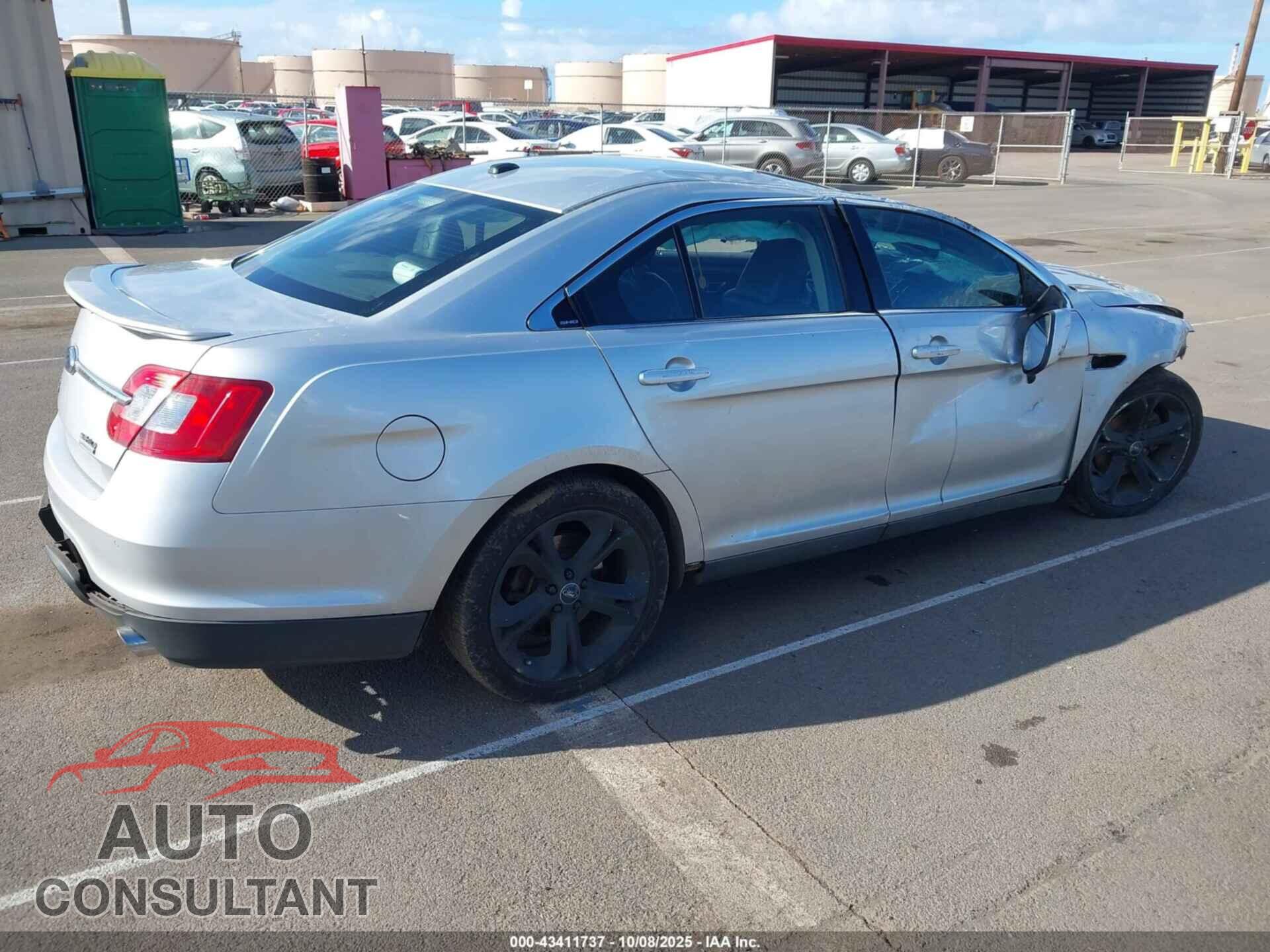FORD TAURUS 2010 - 1FAHP2KT2AG103937