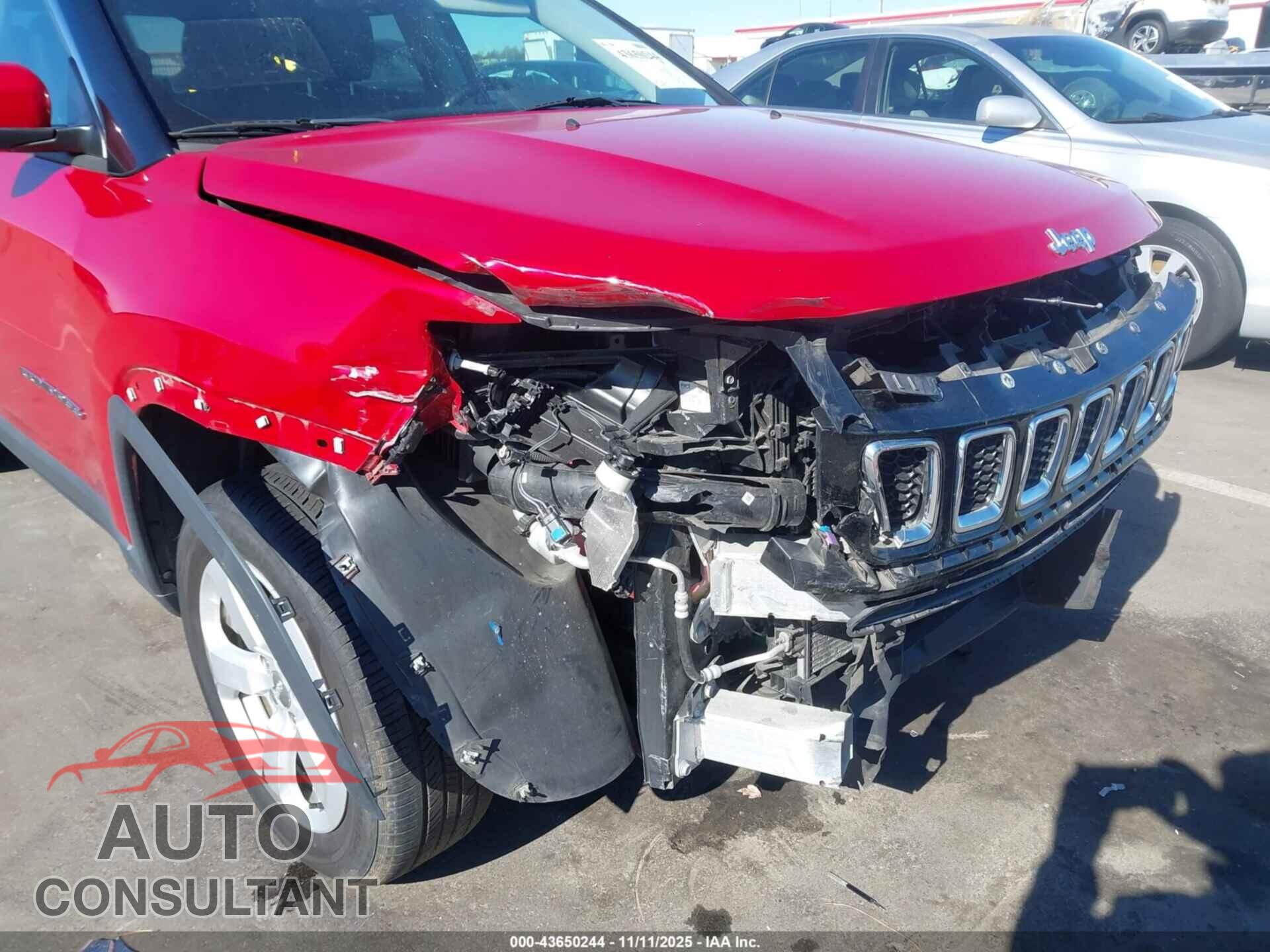 JEEP COMPASS 2018 - 3C4NJDBB2JT202755