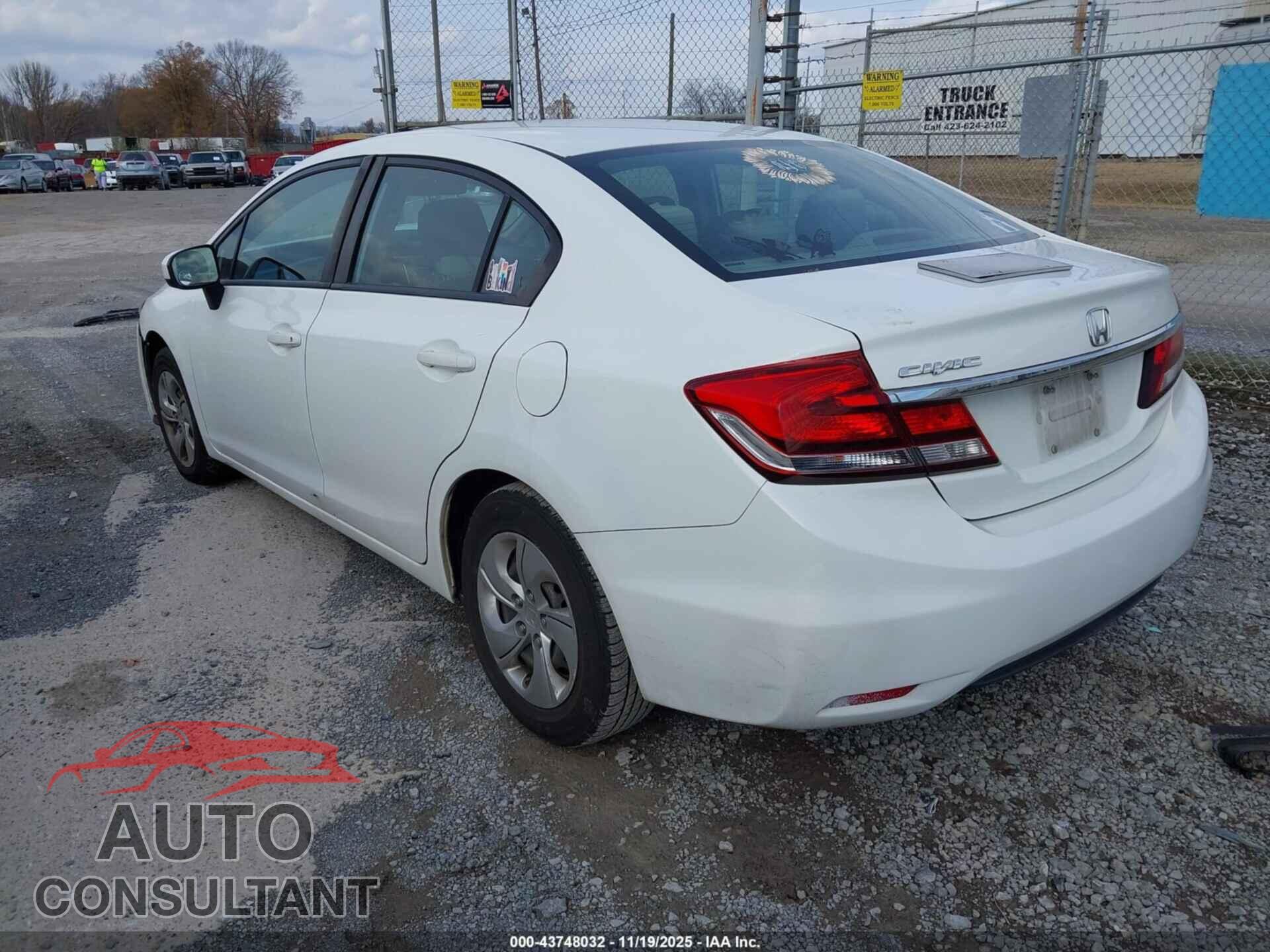 HONDA CIVIC 2015 - 19XFB2F54FE700767
