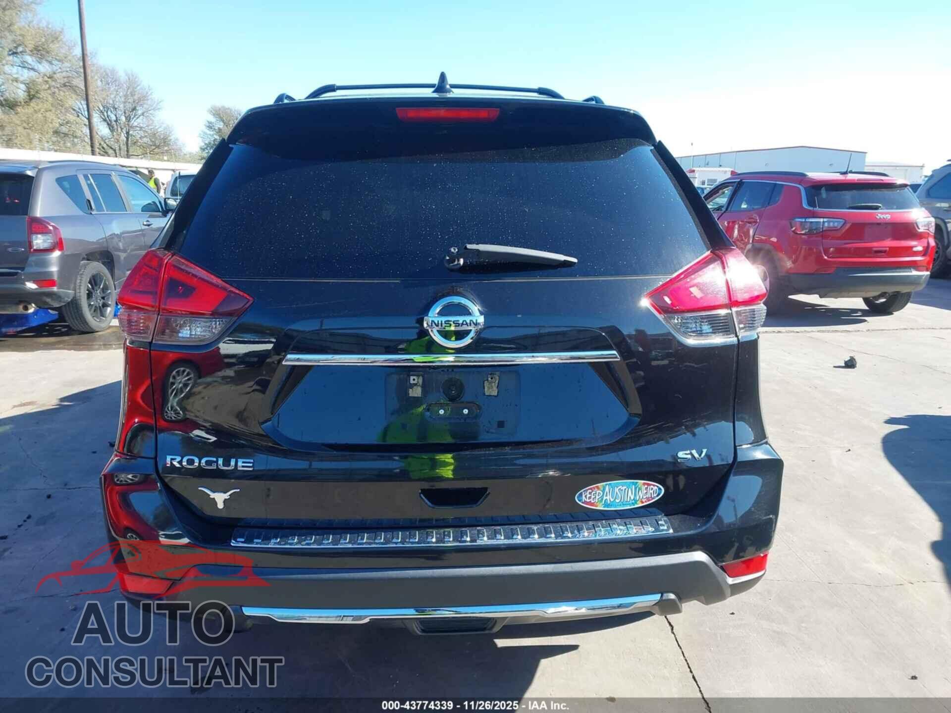 NISSAN ROGUE 2017 - 5N1AT2MT9HC840974