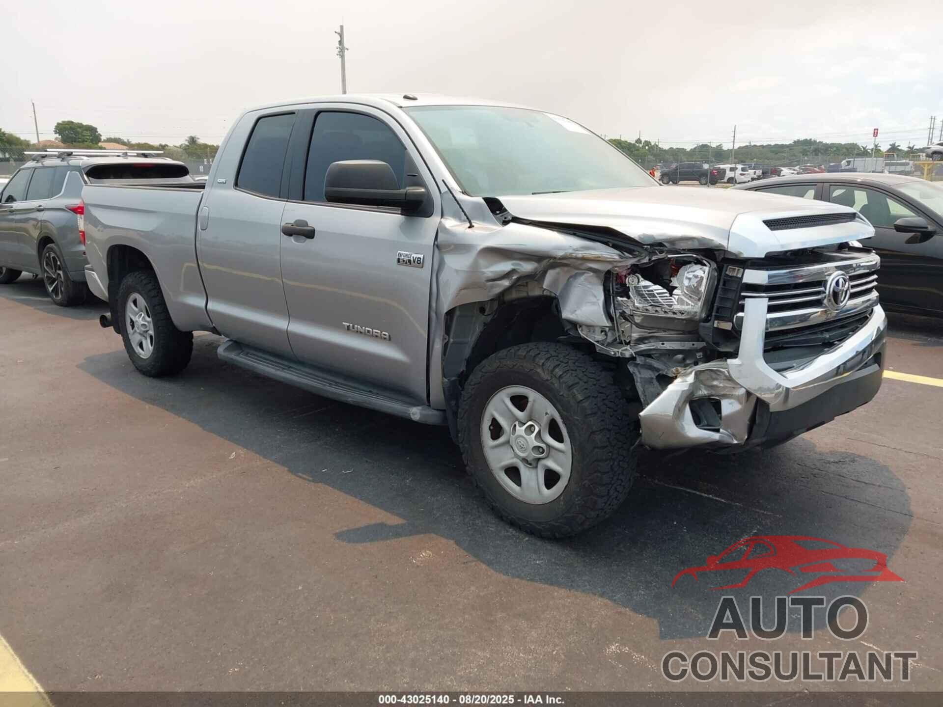 TOYOTA TUNDRA 2017 - 5TFUW5F18HX596149