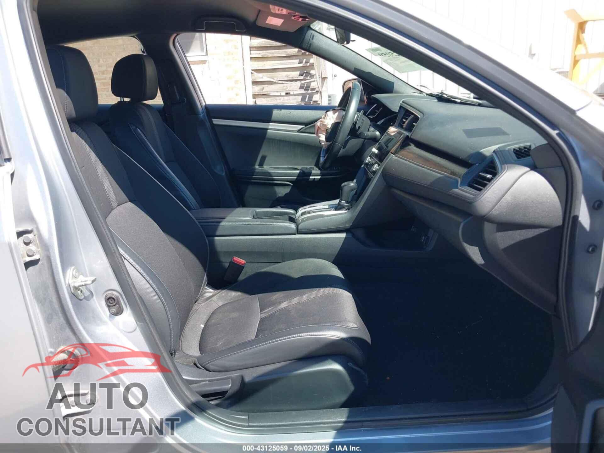 HONDA CIVIC 2019 - 2HGFC2F80KH564192