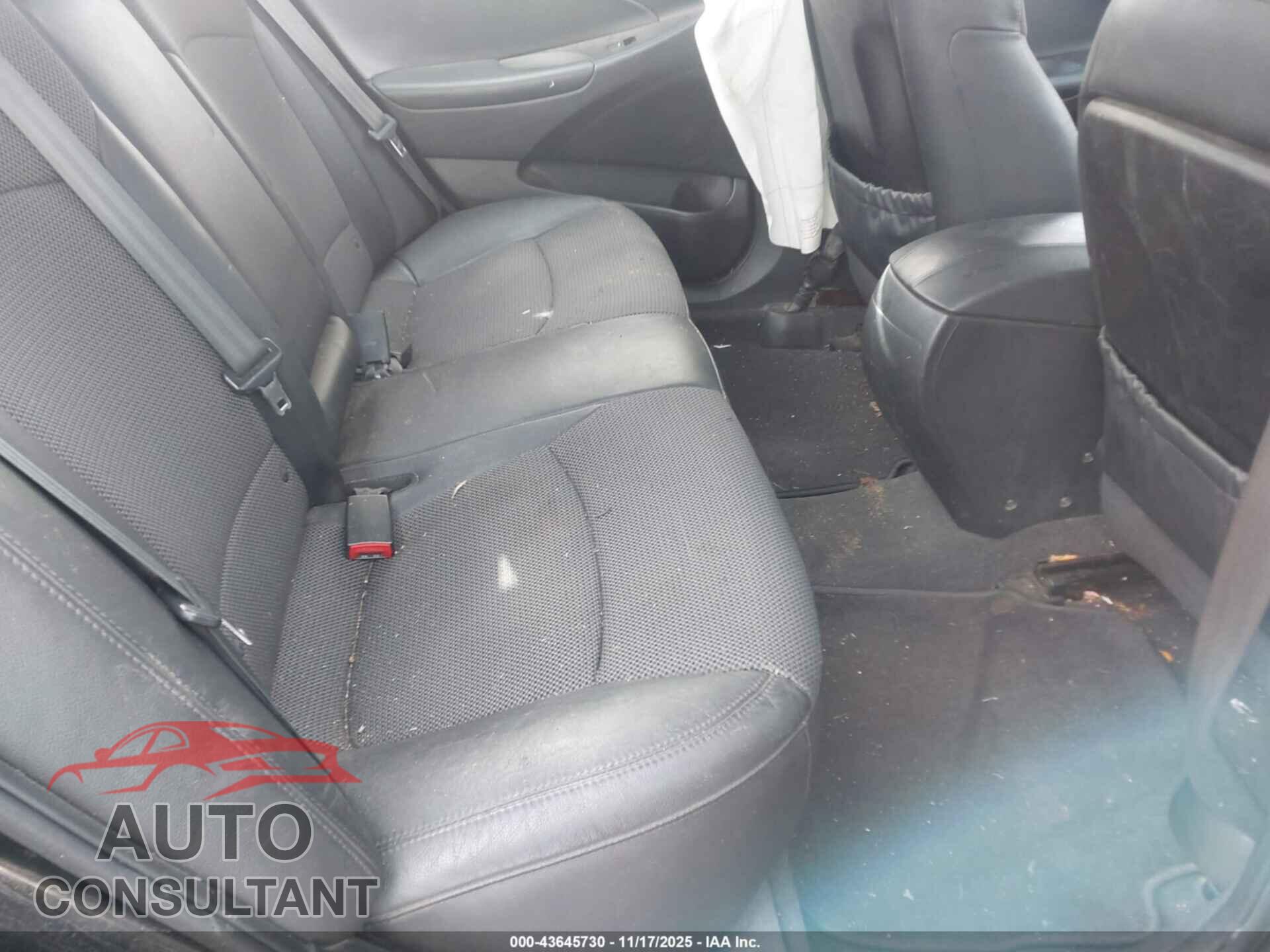 HYUNDAI SONATA 2011 - 5NPEC4AC6BH292580