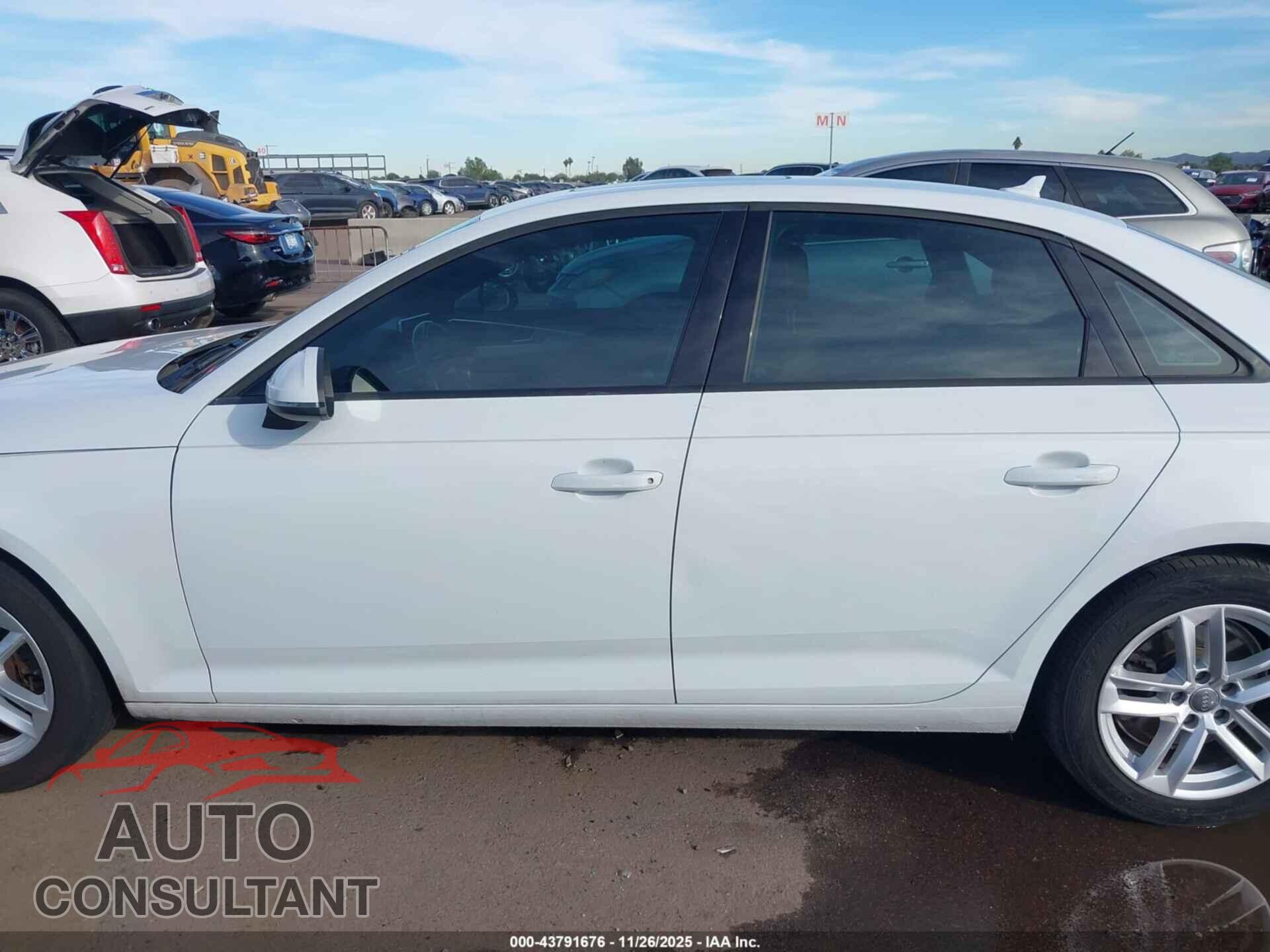 AUDI A4 2017 - WAUGMAF49HN063645