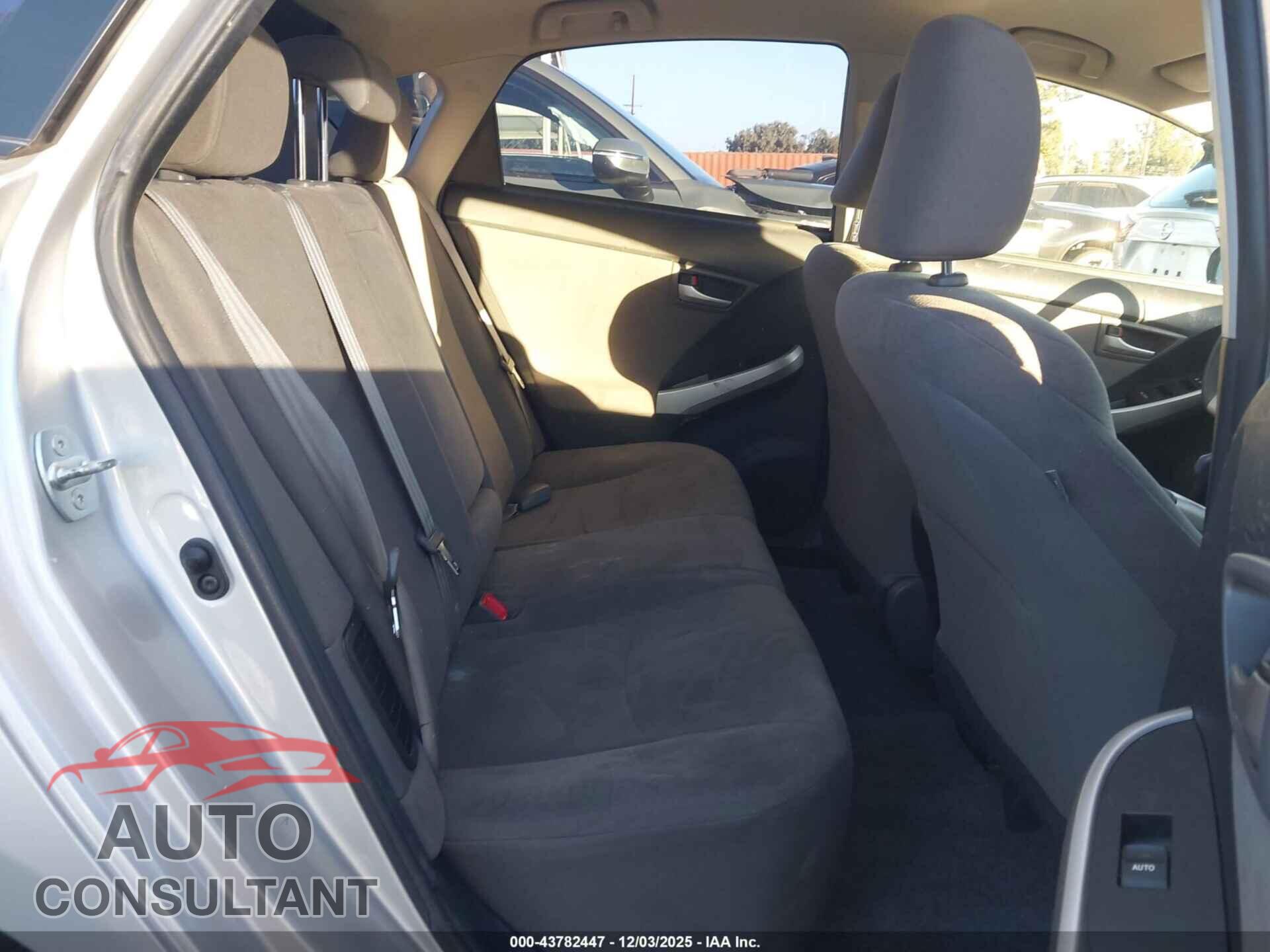 TOYOTA PRIUS PLUG-IN 2014 - JTDKN3DP4E3057388