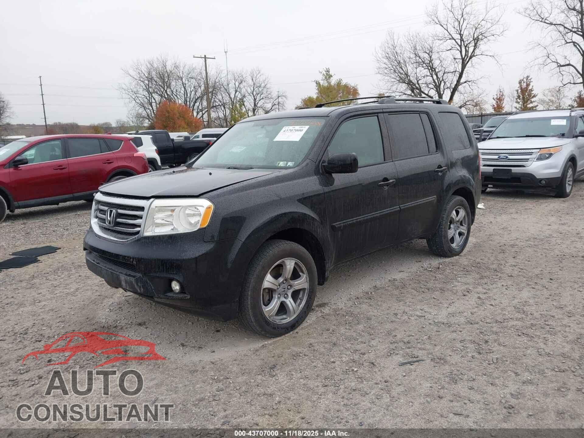 HONDA PILOT 2013 - 5FNYF4H5XDB005500