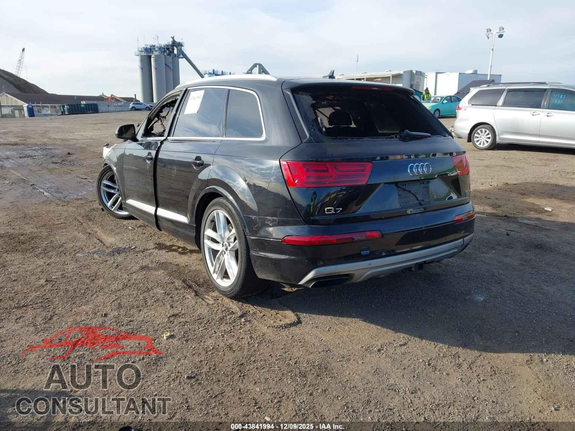 AUDI Q7 2017 - WA1VAAF77HD035954