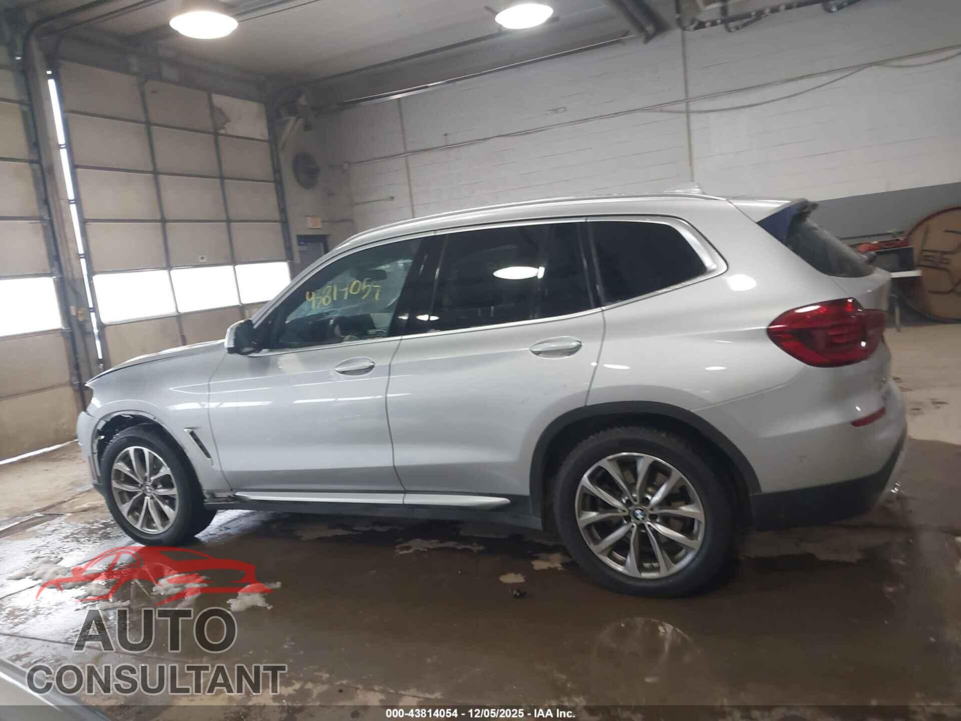 BMW X3 2019 - 5UXTR9C57KLR10808
