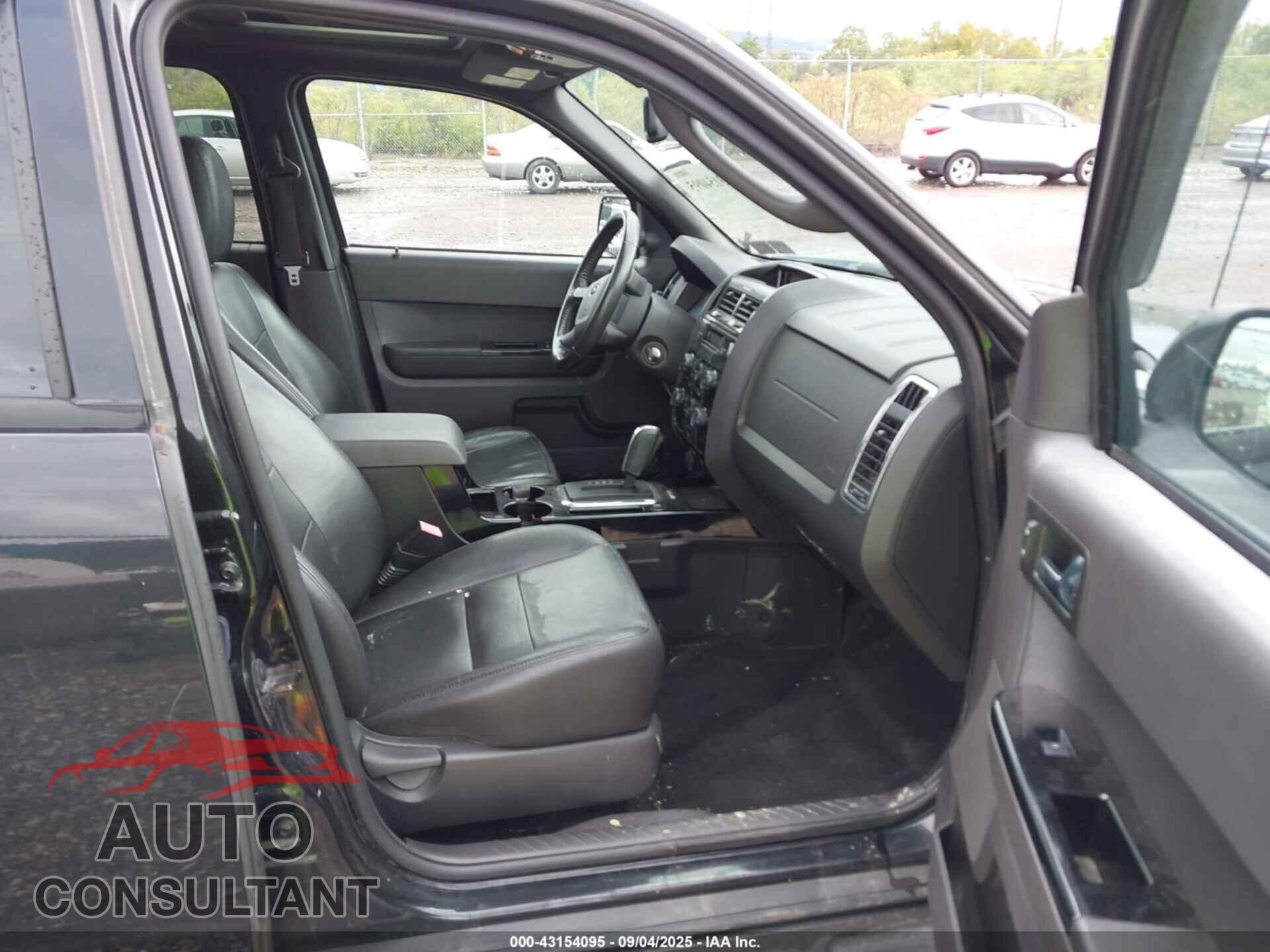 FORD ESCAPE 2011 - 1FMCU9EG0BKA98638
